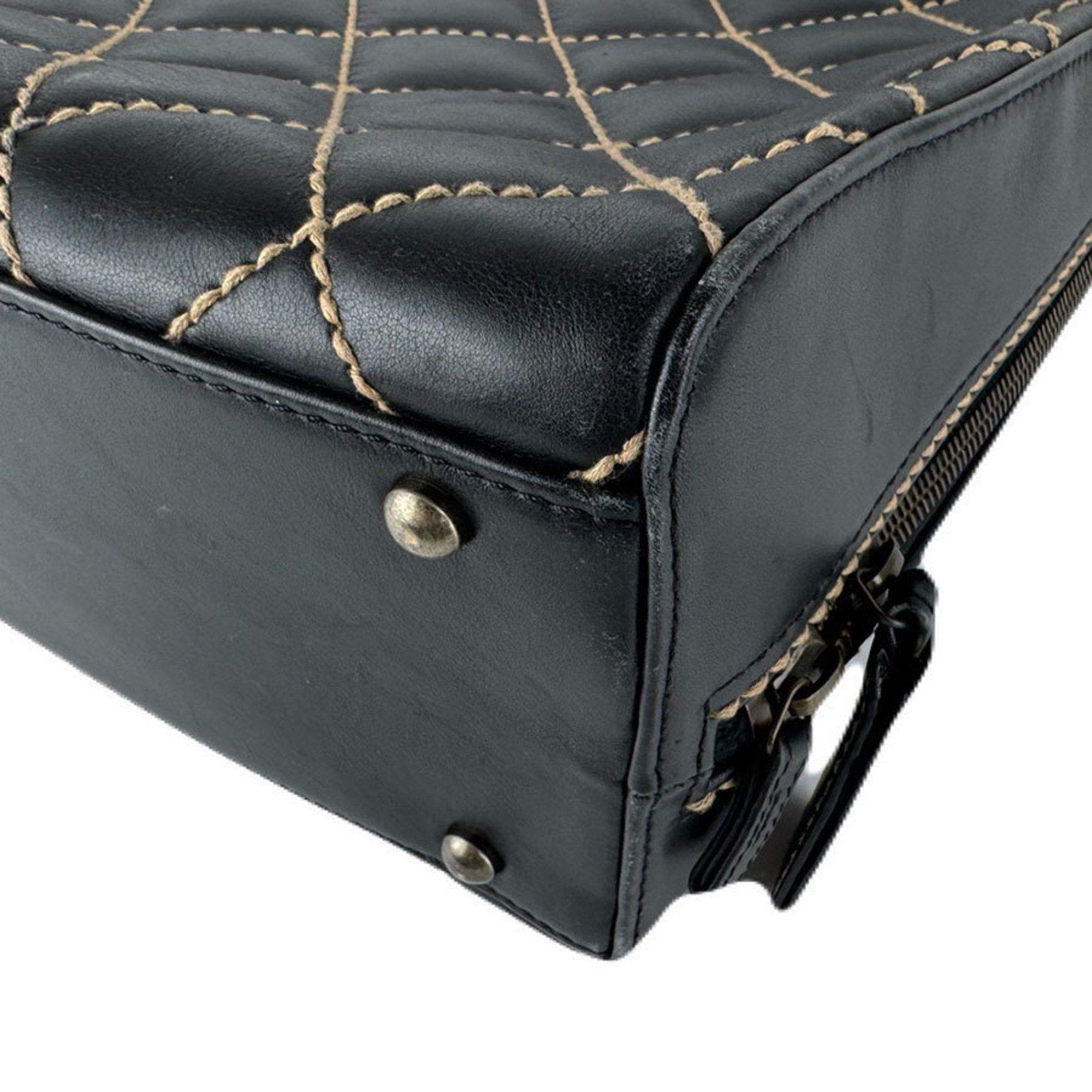 Leather Handbag (Pre-Owned) - Chanel - Modalova