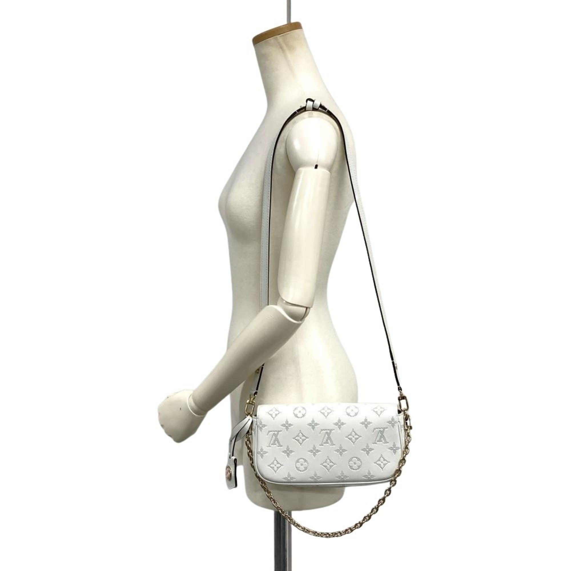 Leather Shoulder Bag (Pre-Owned) - Louis Vuitton - Modalova