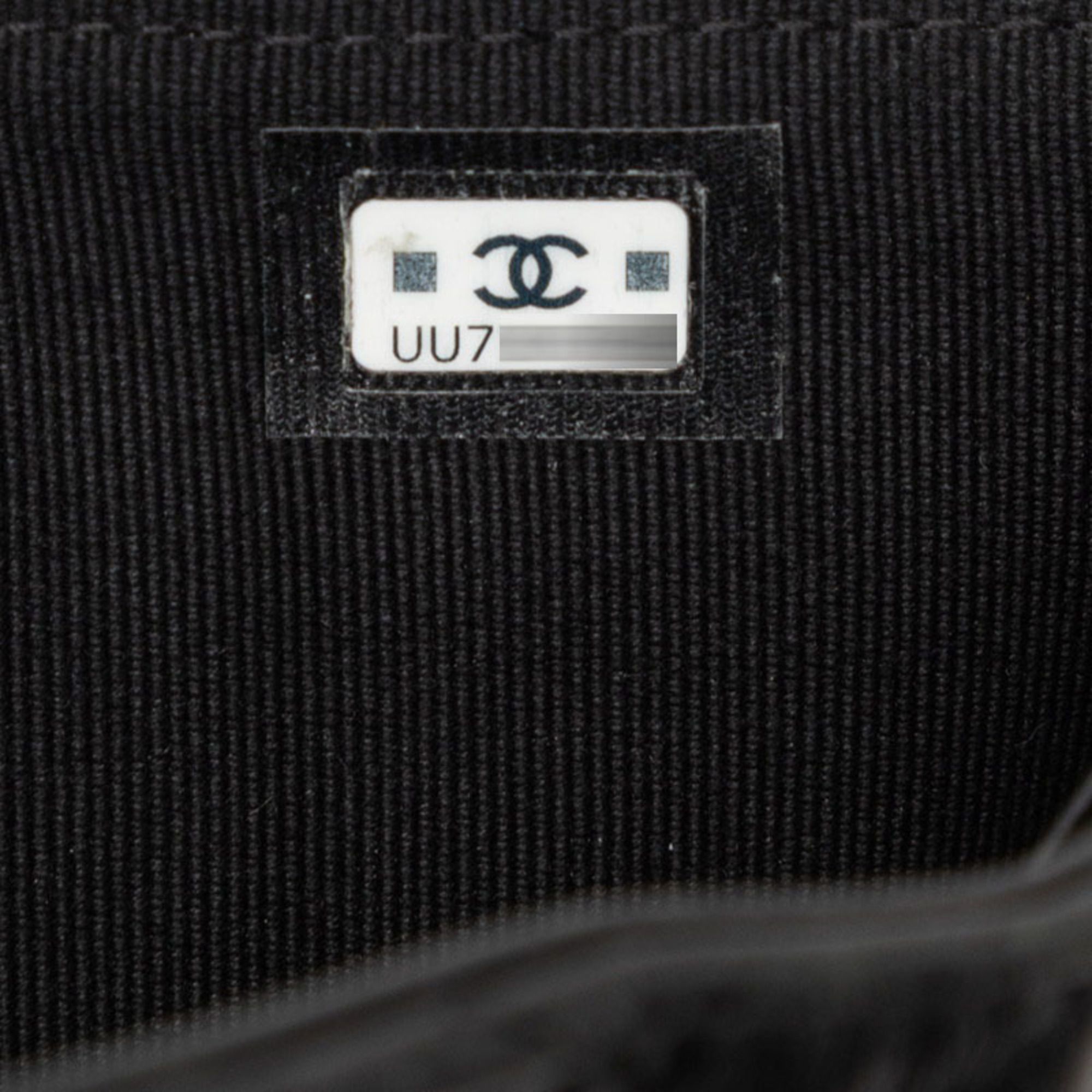 Matelasse Leather Wallet (Tri-Fold) (Pre-Owned) - Chanel - Modalova