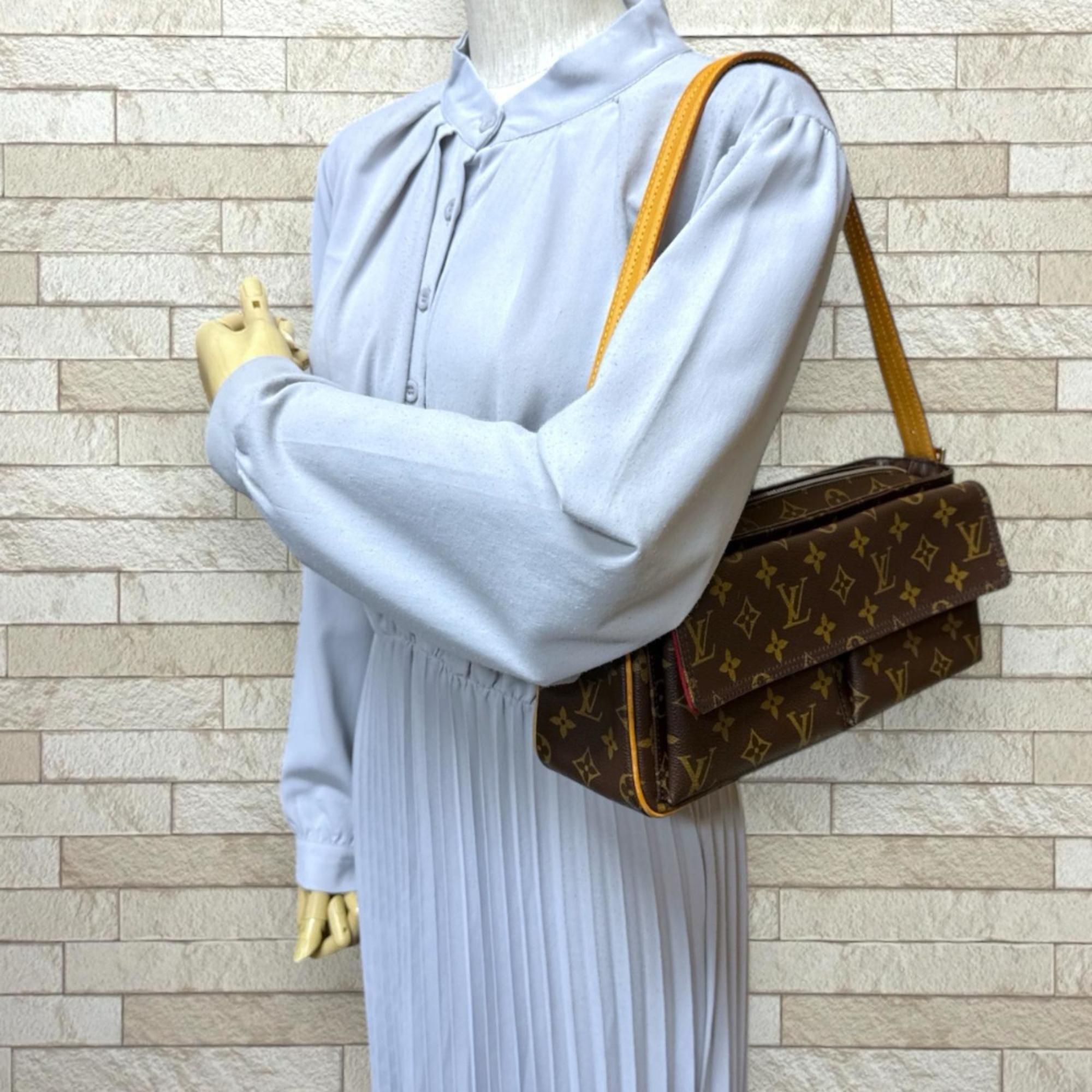 Monogram Canvas Shoulder Bag (Pre-Owned) - Louis Vuitton - Modalova