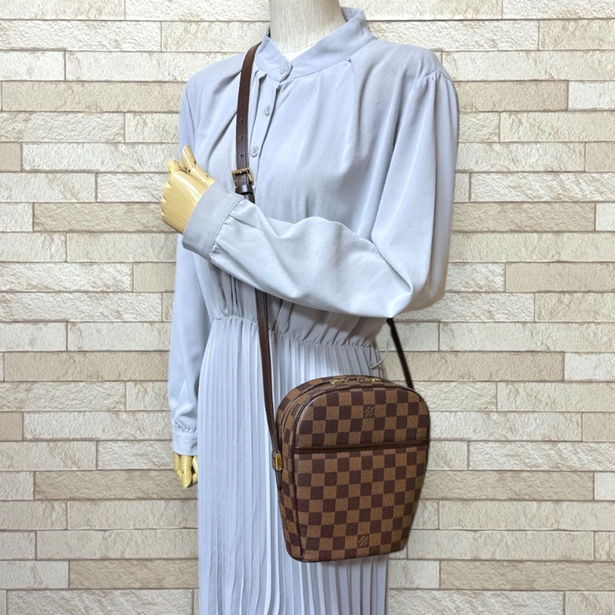 Damier Canvas Shoulder Bag (Pre-Owned) - Louis Vuitton - Modalova