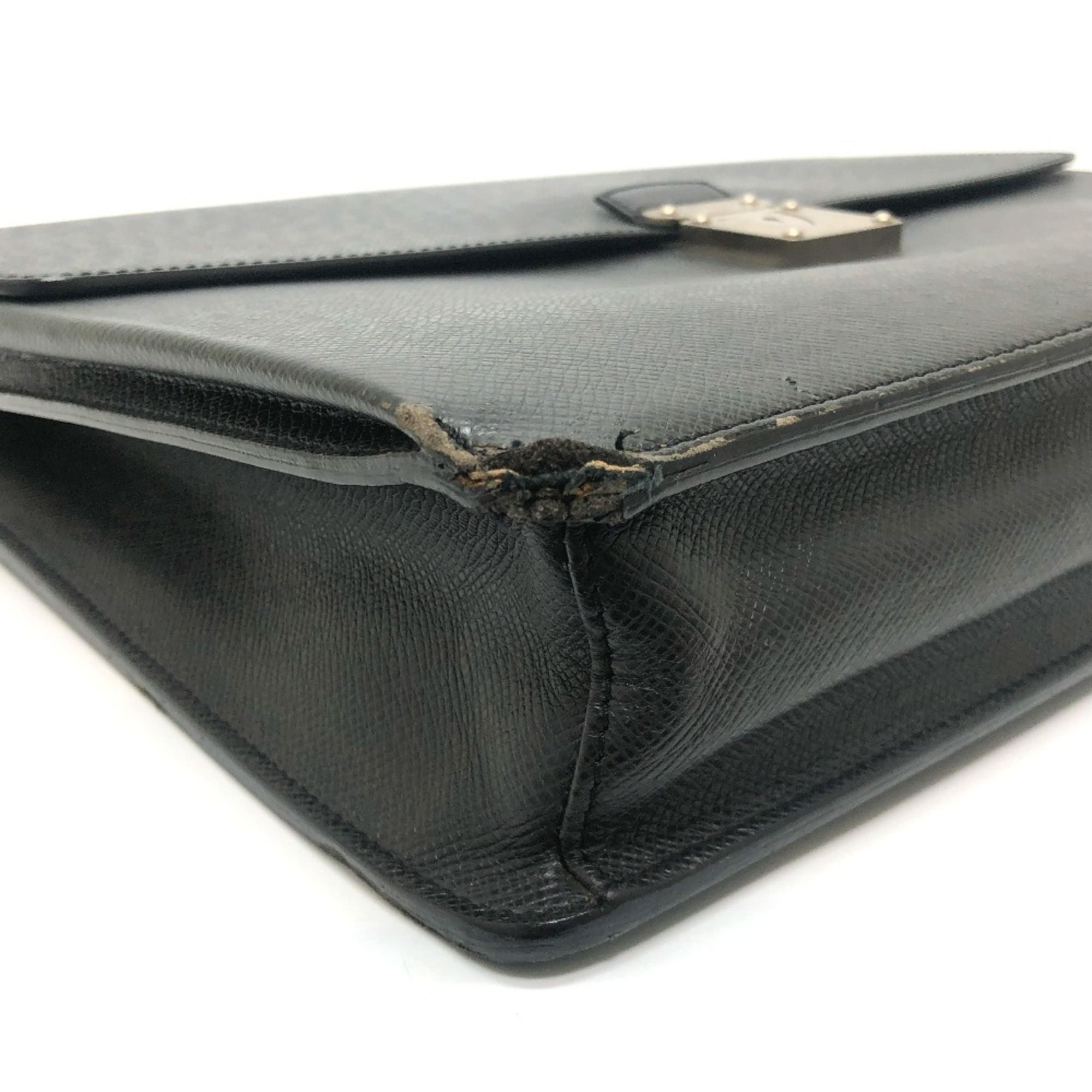 Taiga Leather Briefcase (Pre-Owned) - Louis Vuitton - Modalova