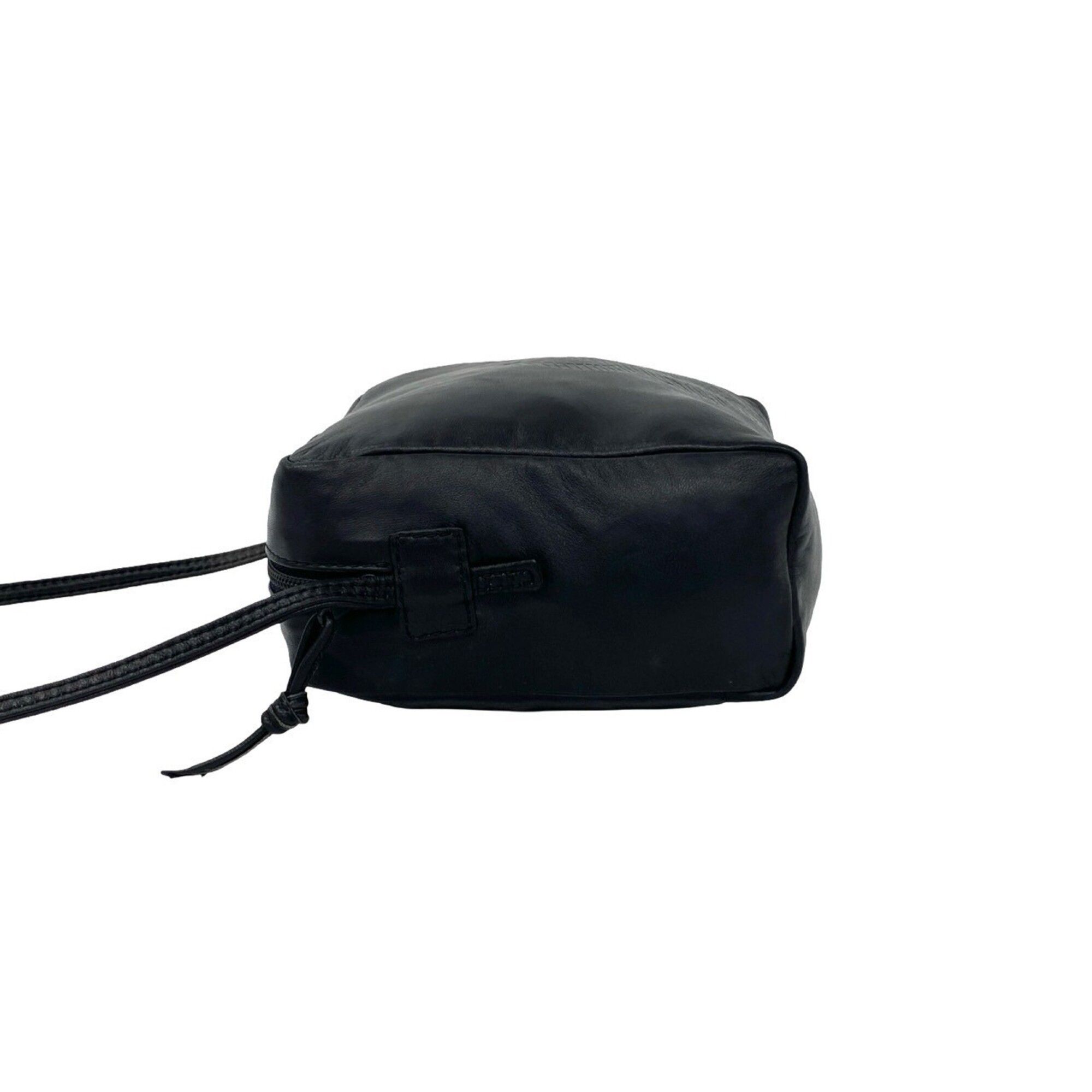 Leather Pochette Shoulder Bag (Pre-Owned) - Loewe - Modalova