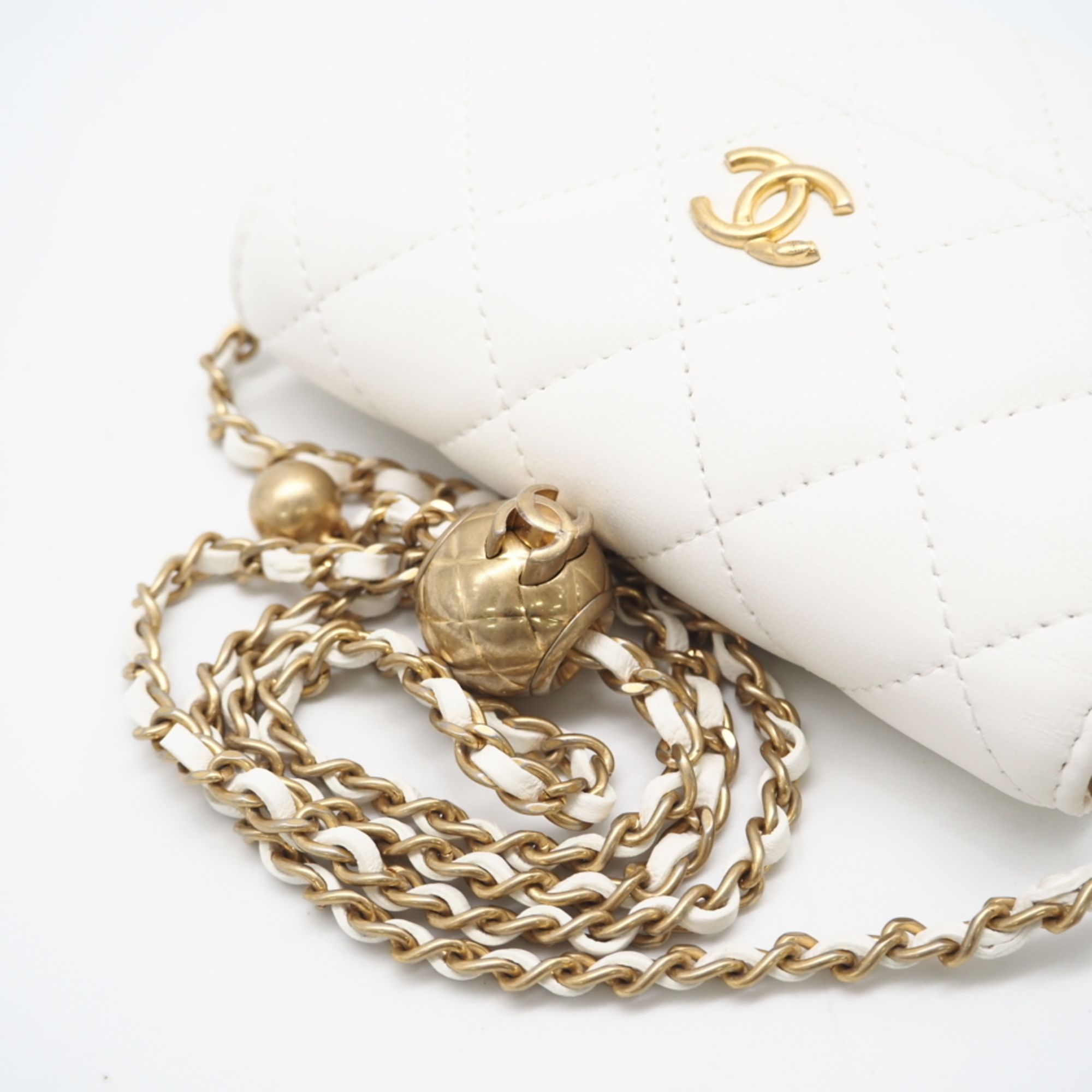 Leather Shoulder Bag (Pre-Owned) - Chanel - Modalova