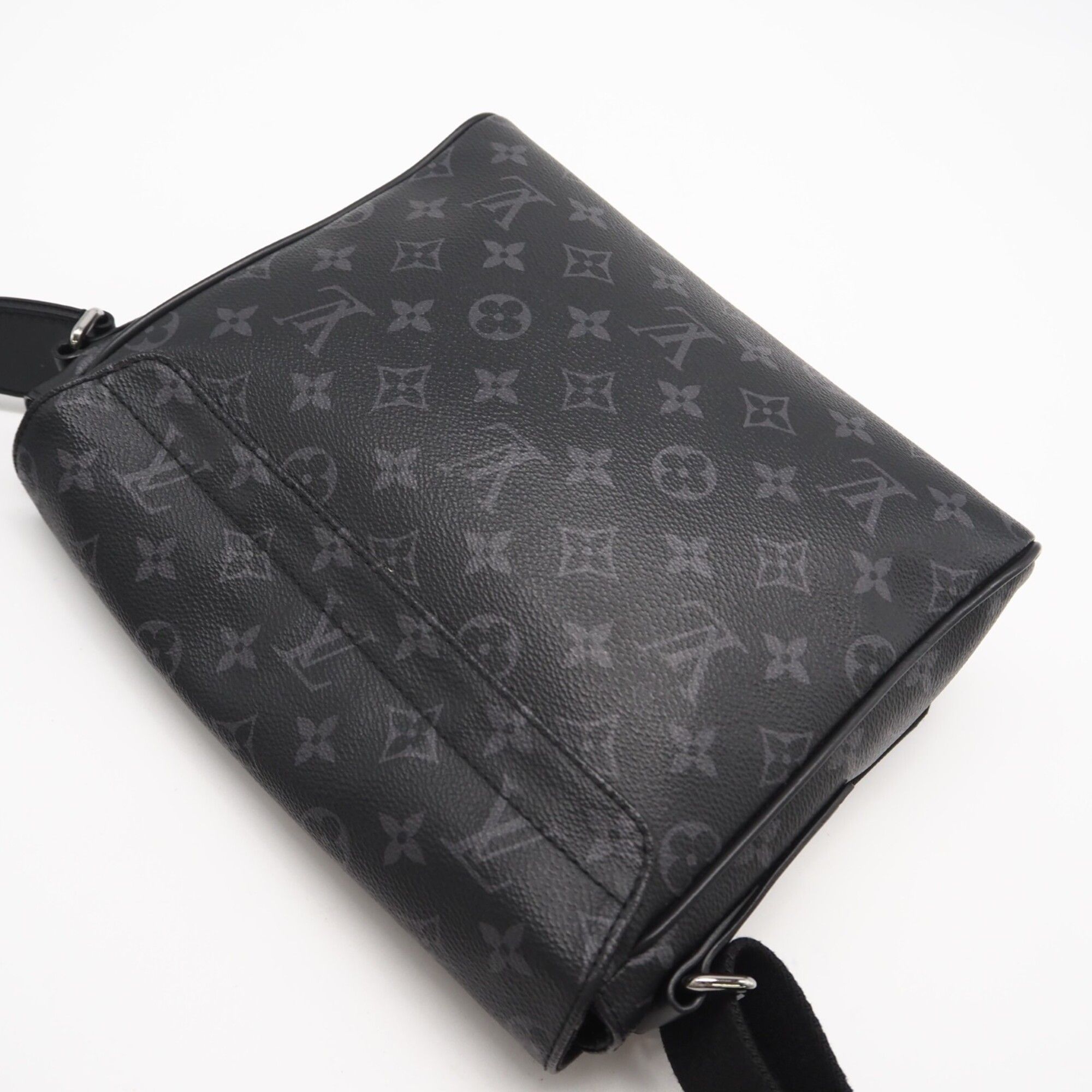 Monogram Eclipse Coated Canvas Shoulder Bag (Pre-Owned) - Louis Vuitton - Modalova