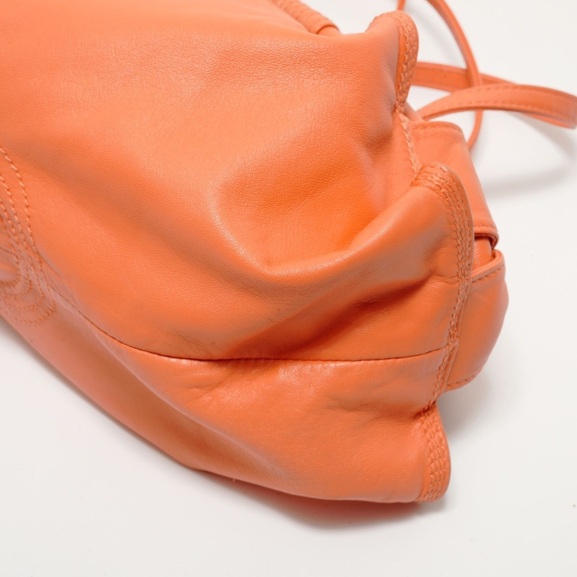 Leather Shoulder Bag (Pre-Owned) - Loewe - Modalova