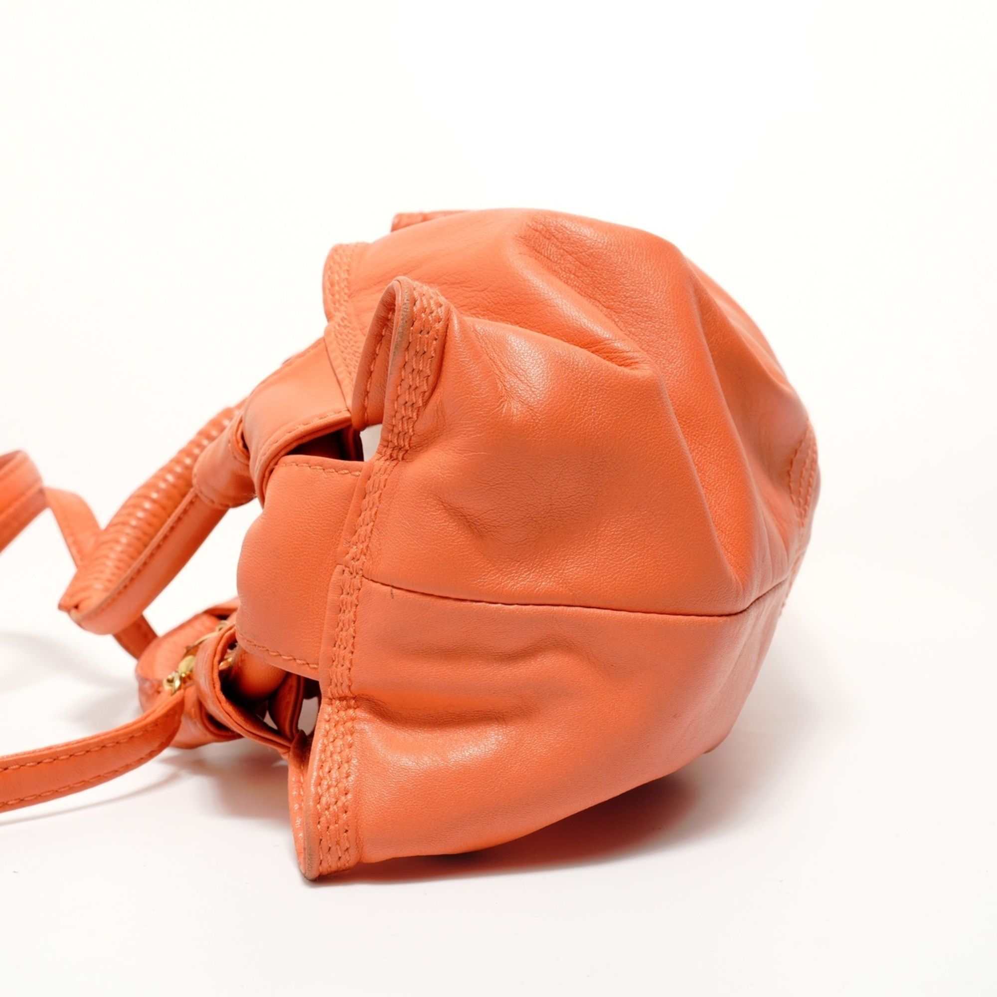 Leather Shoulder Bag (Pre-Owned) - Loewe - Modalova