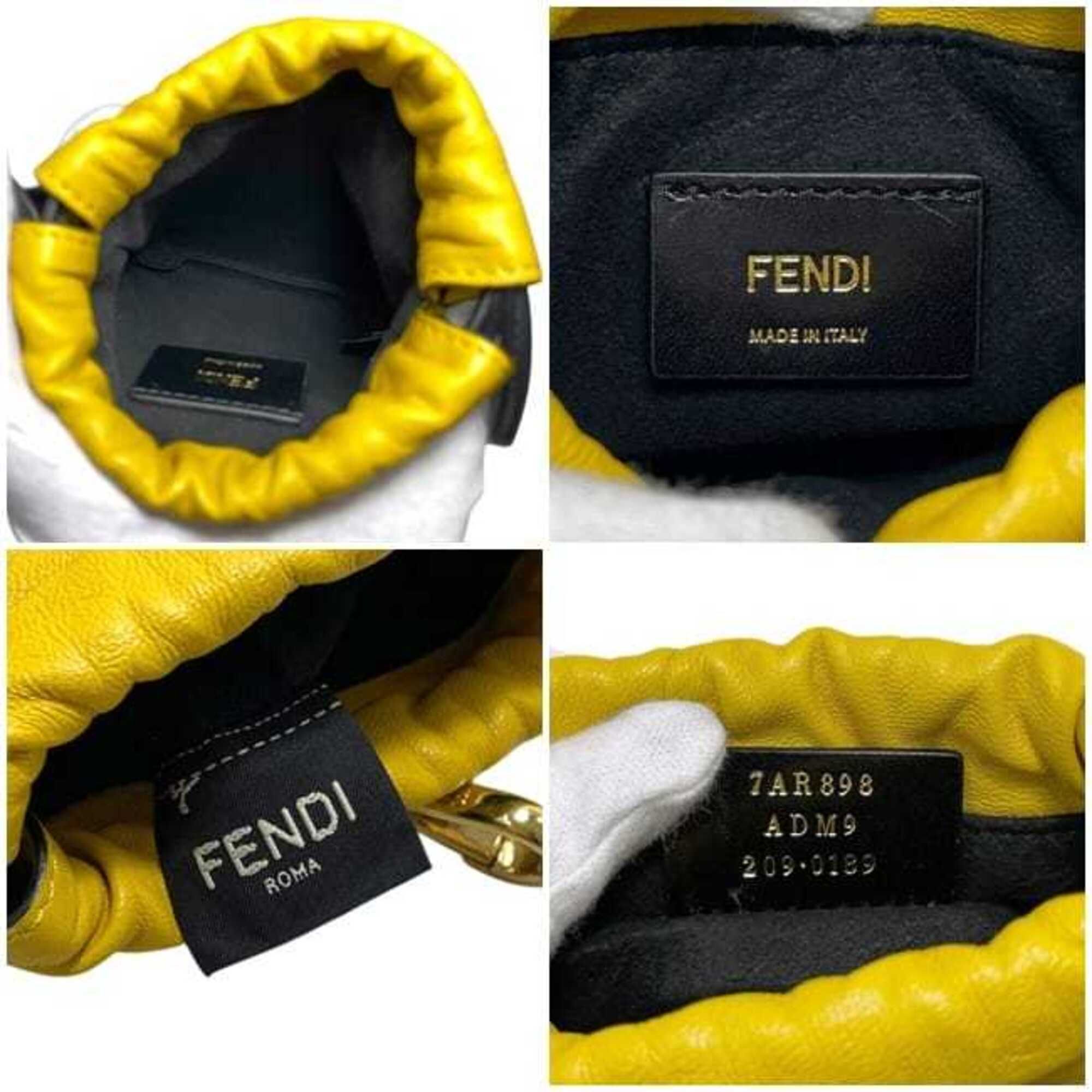 Leather Pouch Shoulder Bag (Pre-Owned) - Fendi - Modalova