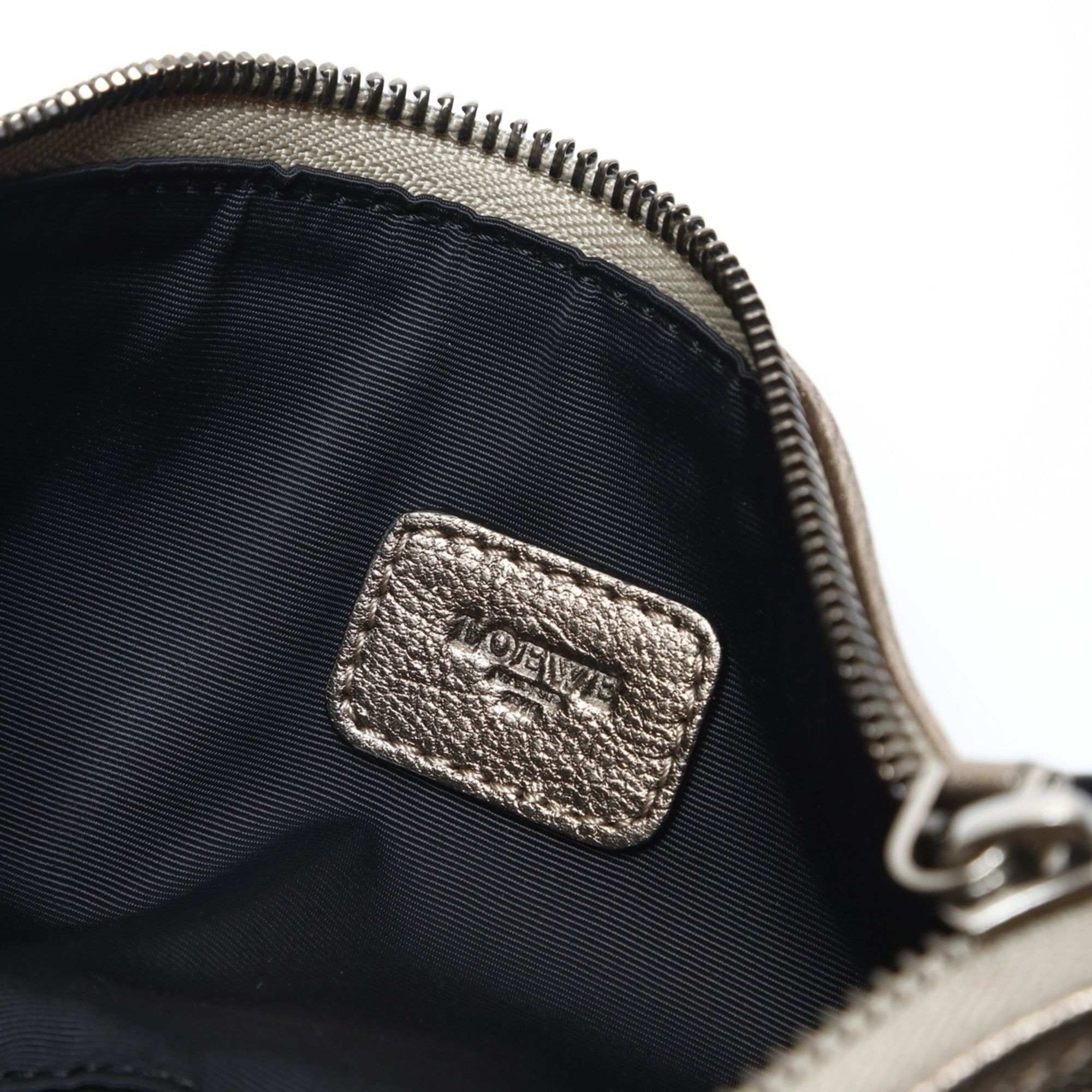 Leather Shoulder Bag (Pre-Owned) - Loewe - Modalova