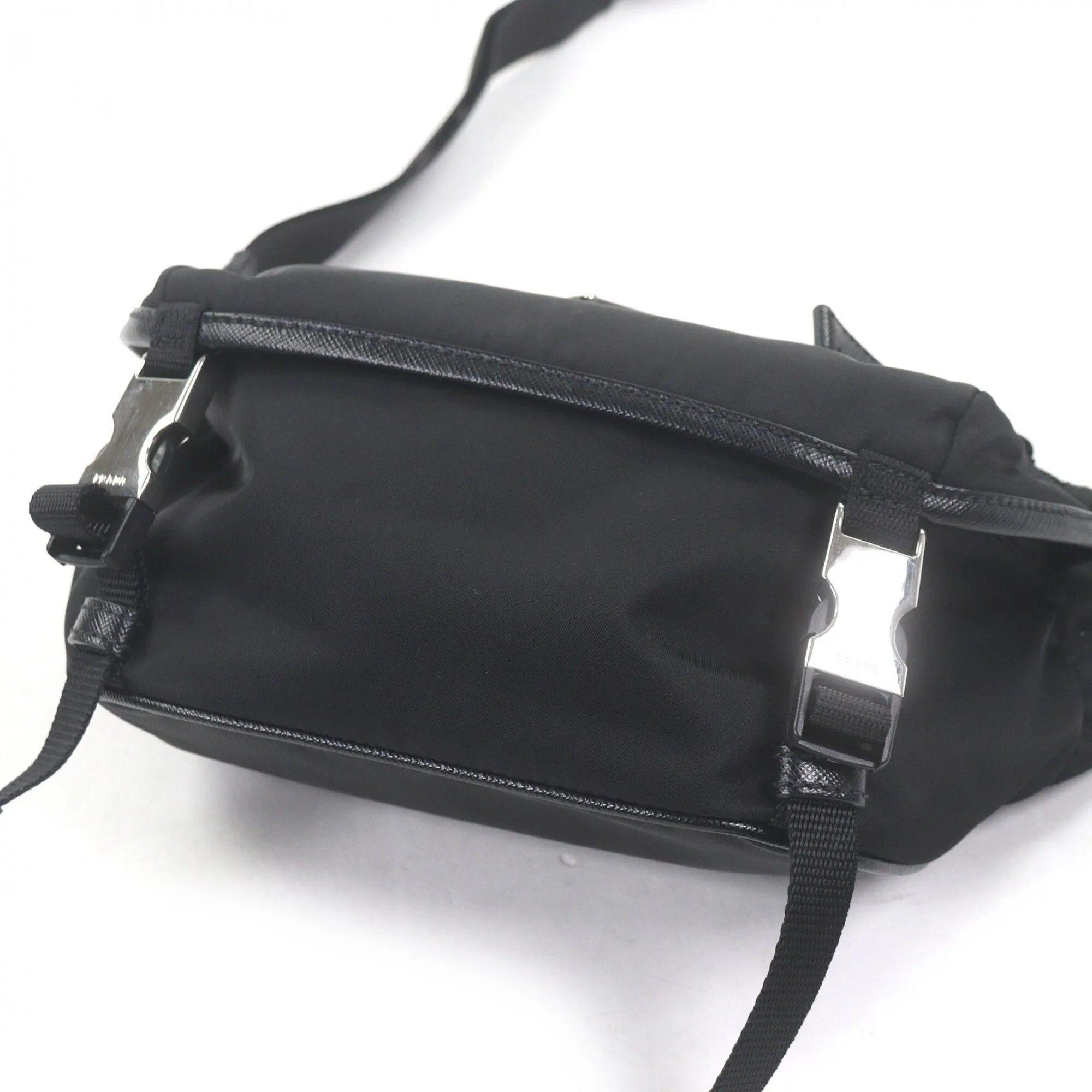 Polyamide Saffiano Triangle Leather Shoulder Bag Sling Bag (Pre-Owned) - Prada - Modalova
