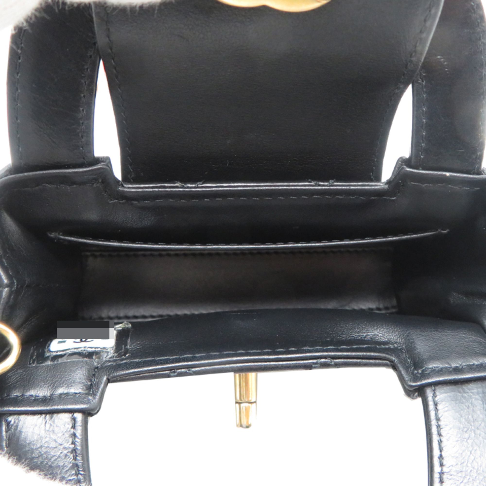 Leather Shoulder Bag (Pre-Owned) - Chanel - Modalova