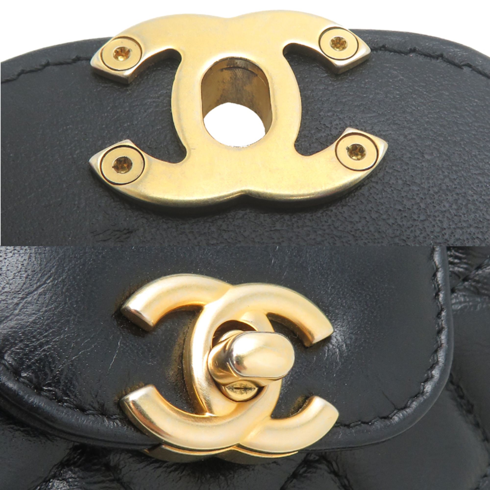 Leather Shoulder Bag (Pre-Owned) - Chanel - Modalova