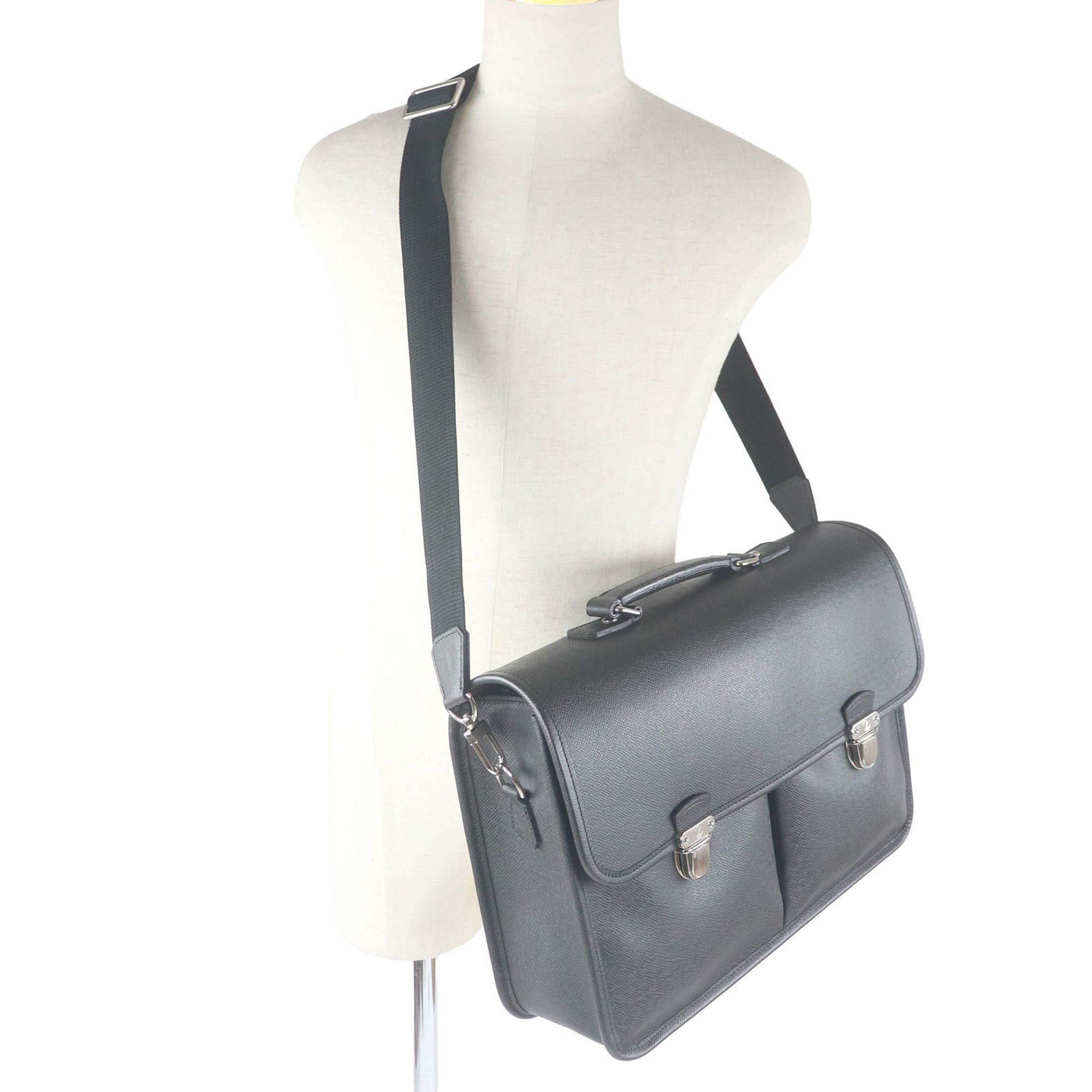 Taiga Leather Briefcase Shoulder Bag (Pre-Owned) - Louis Vuitton - Modalova