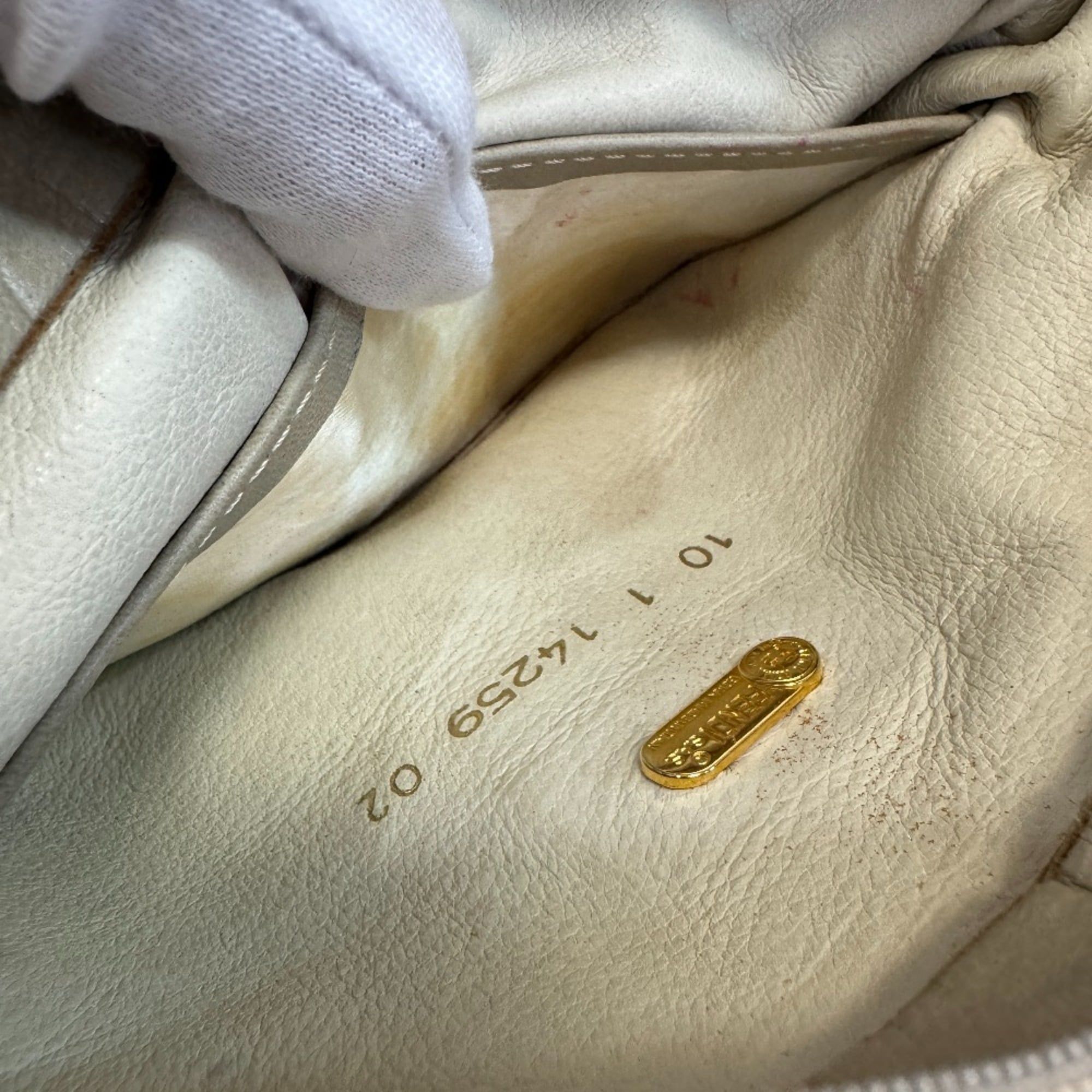 Leather Shoulder Bag (Pre-Owned) - Fendi - Modalova