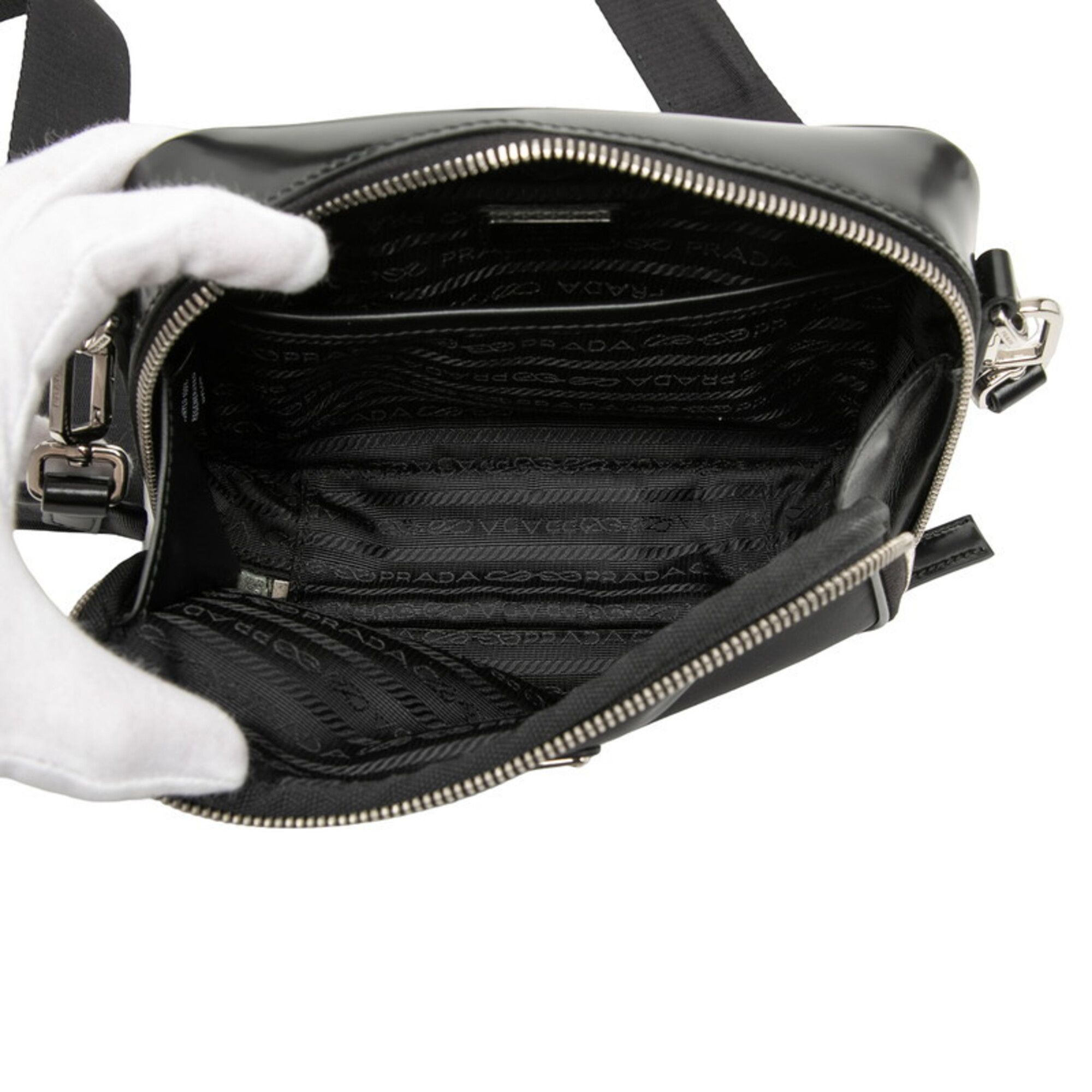 Nylon Patent Leather Shoulder Bag (Pre-Owned) - Prada - Modalova