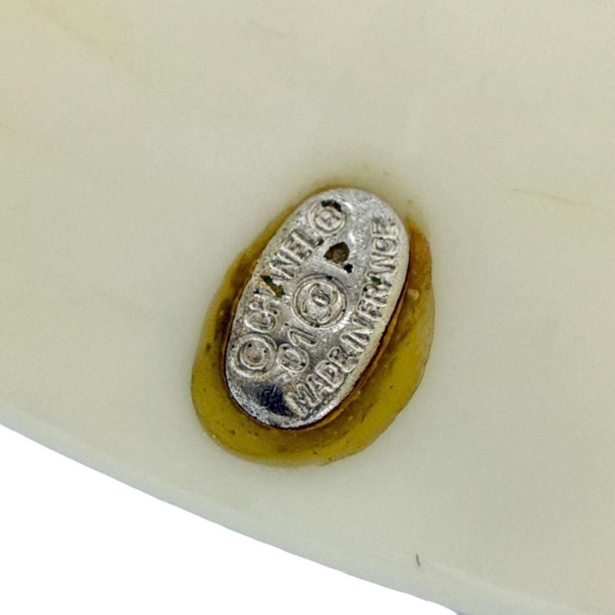 Plastic Band Ring (Pre-Owned) - Chanel - Modalova