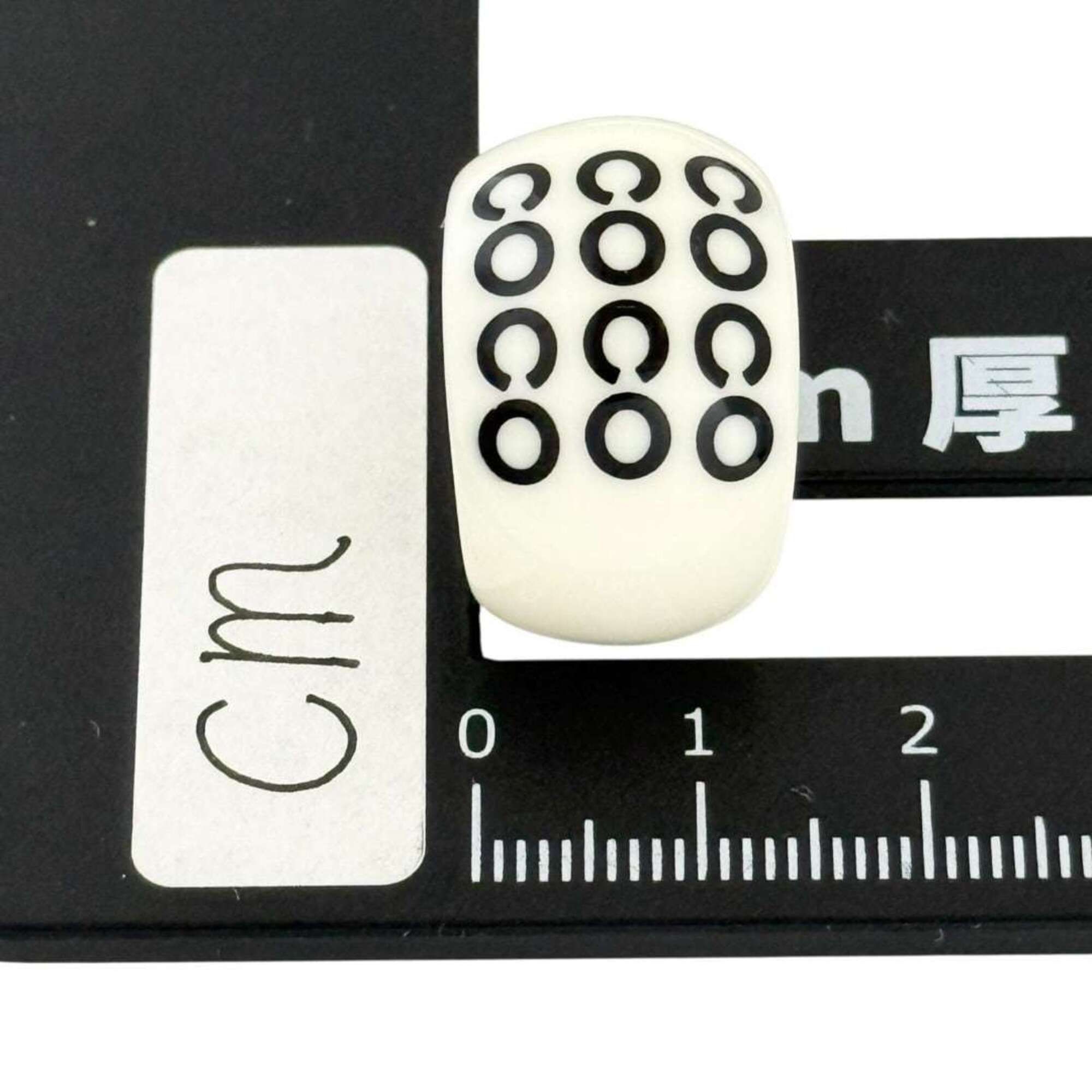 Plastic Band Ring (Pre-Owned) - Chanel - Modalova