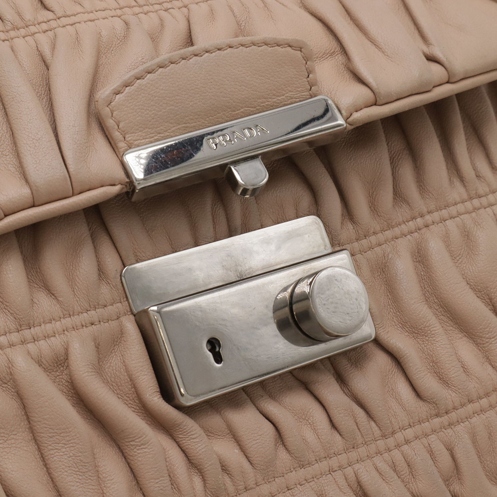 Nappa Leather Shoulder Bag (Pre-Owned) - Prada - Modalova