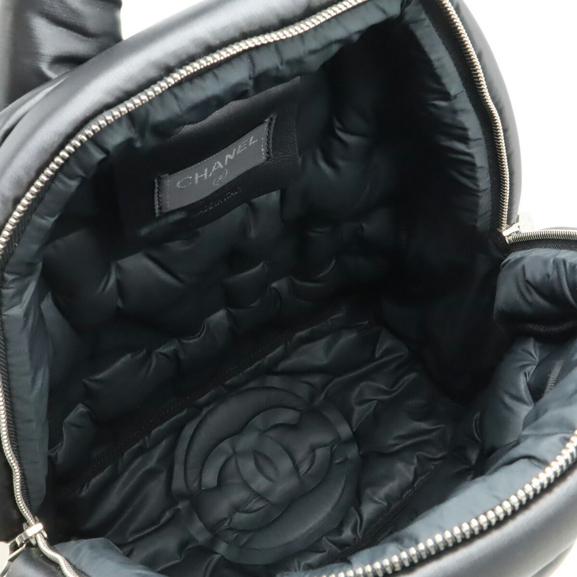 Nylon Backpack (Pre-Owned) - Chanel - Modalova