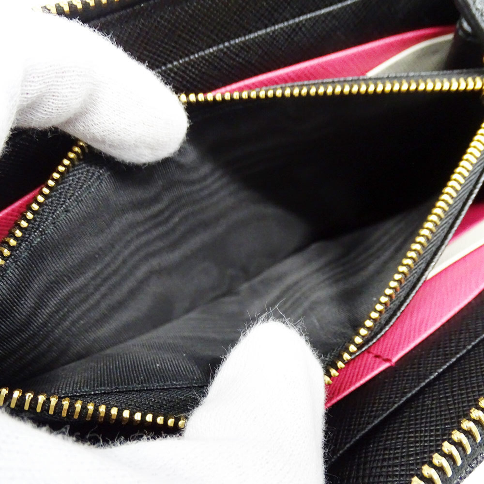 Prada Black Leather (Pre-Owned) - Prada - Modalova