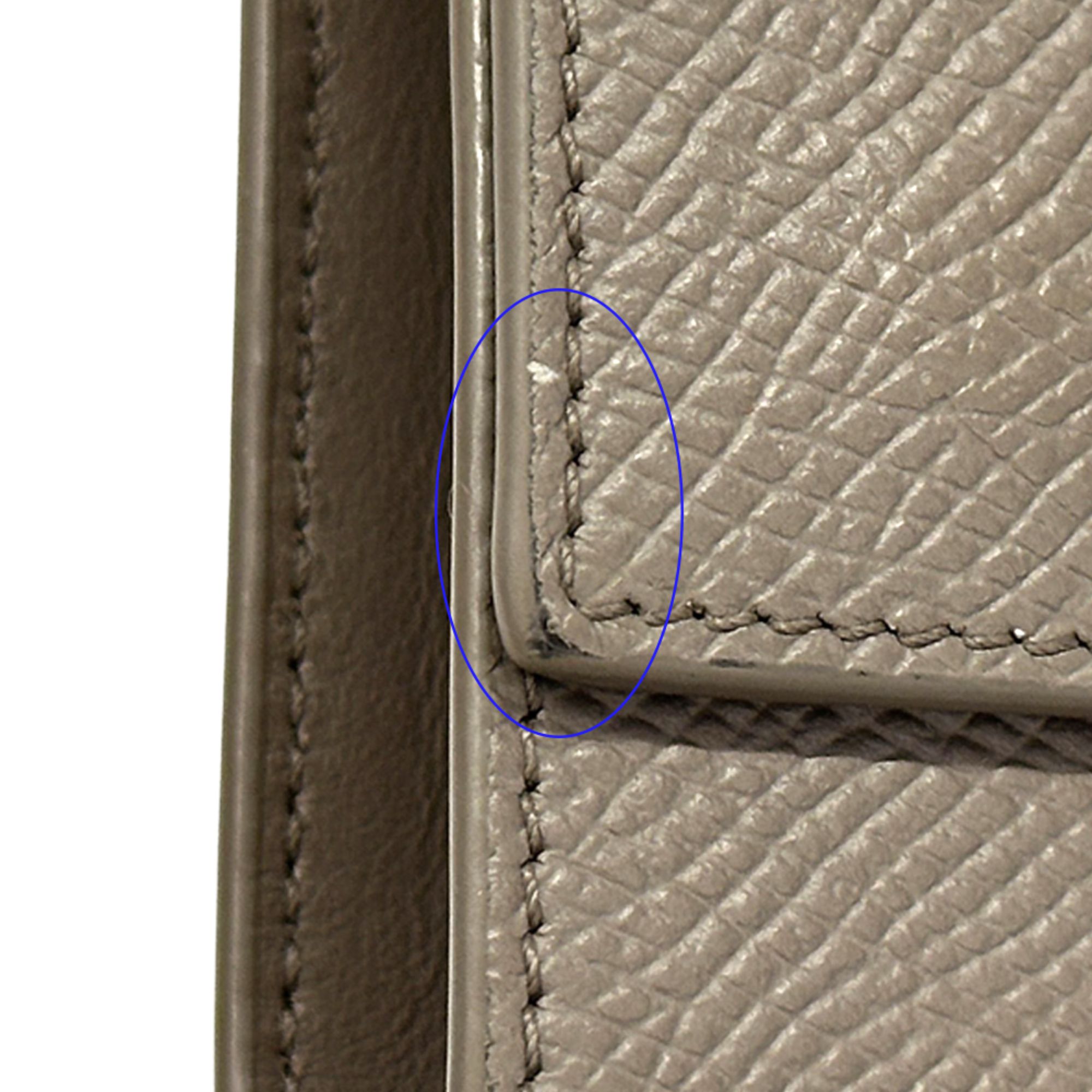 Leather Wallet (Tri-Fold) (Pre-Owned) - Celine - Modalova