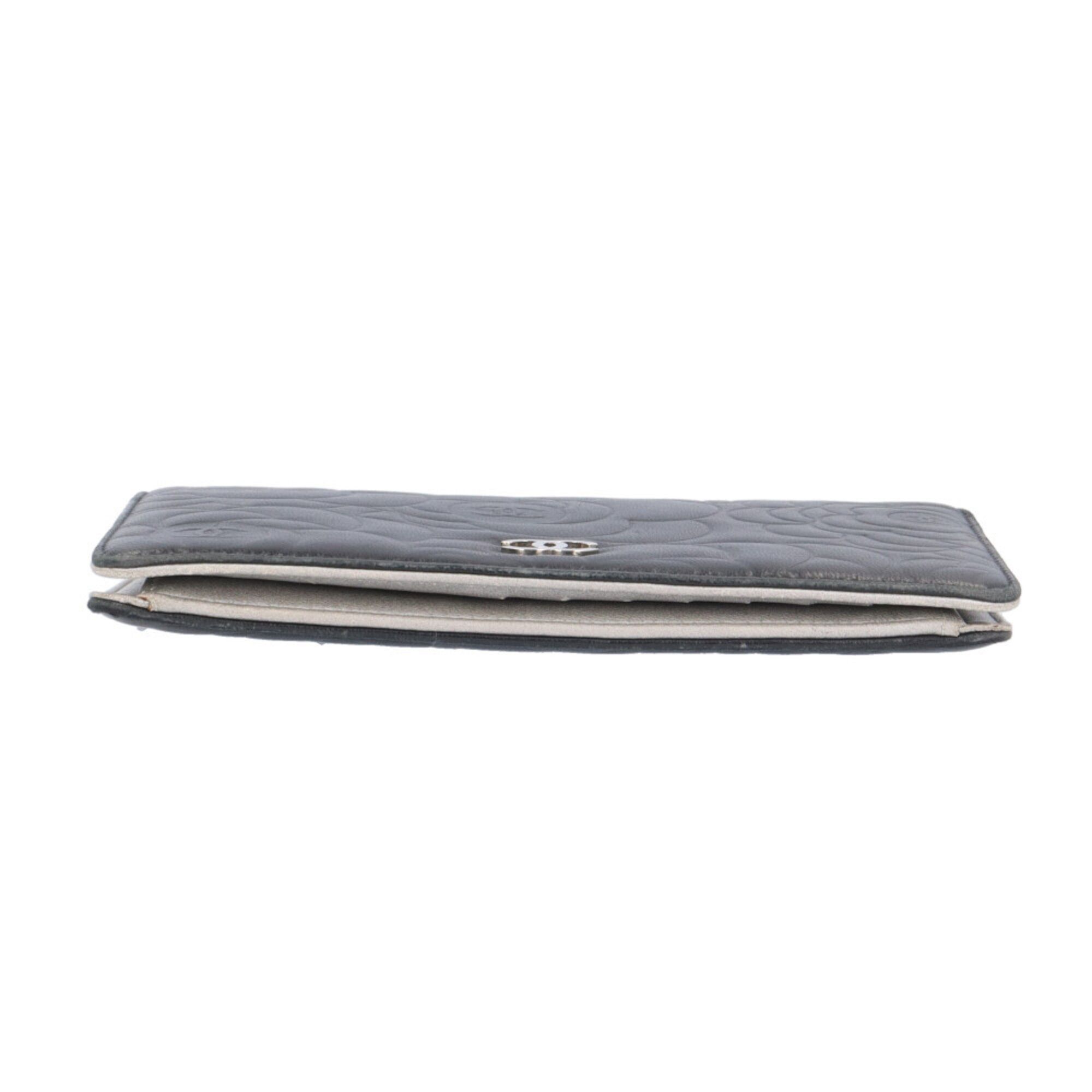 Leather Wallet (Bi-Fold) (Pre-Owned) - Chanel - Modalova