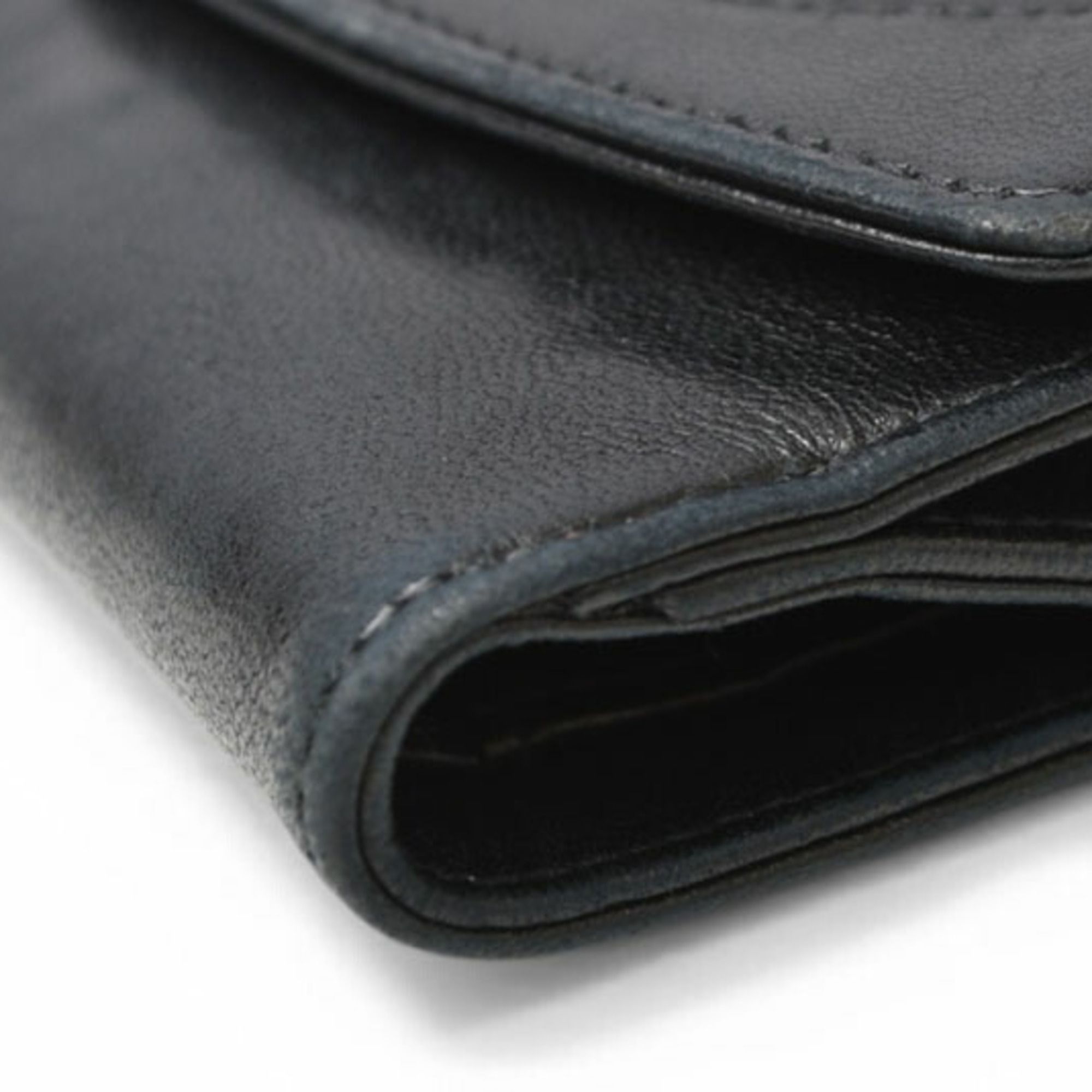 Leather Wallet (Bi-Fold) (Pre-Owned) - Chanel - Modalova