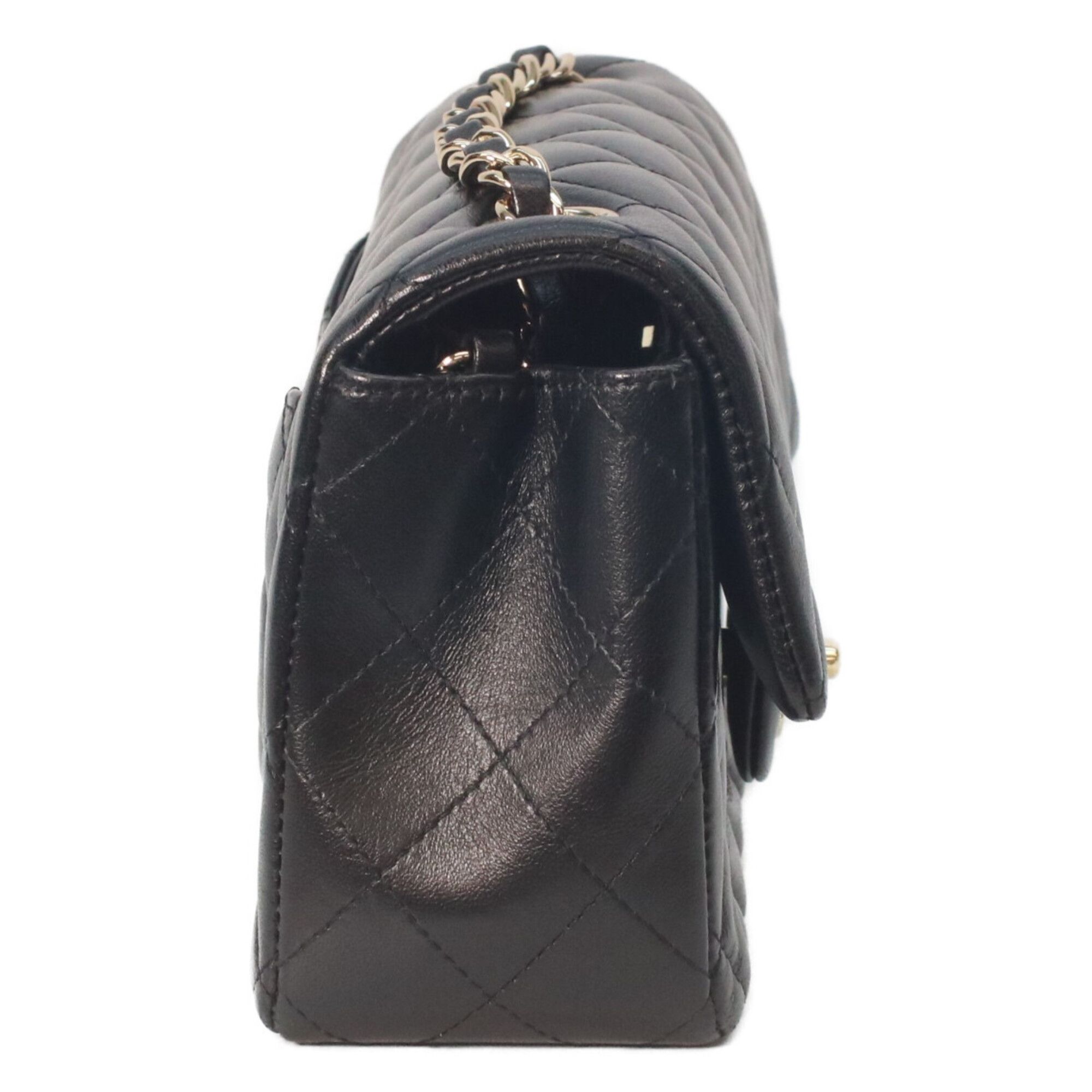 Leather Shoulder Bag (Pre-Owned) - Chanel - Modalova