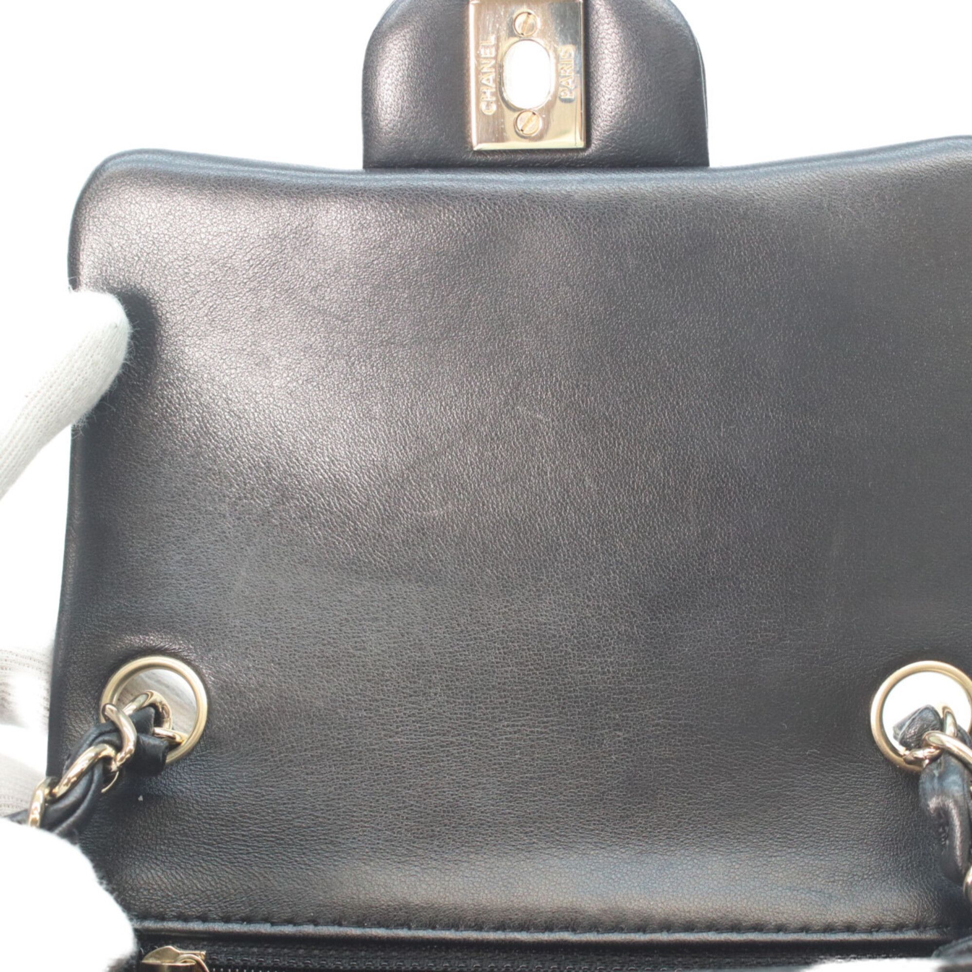 Leather Shoulder Bag (Pre-Owned) - Chanel - Modalova
