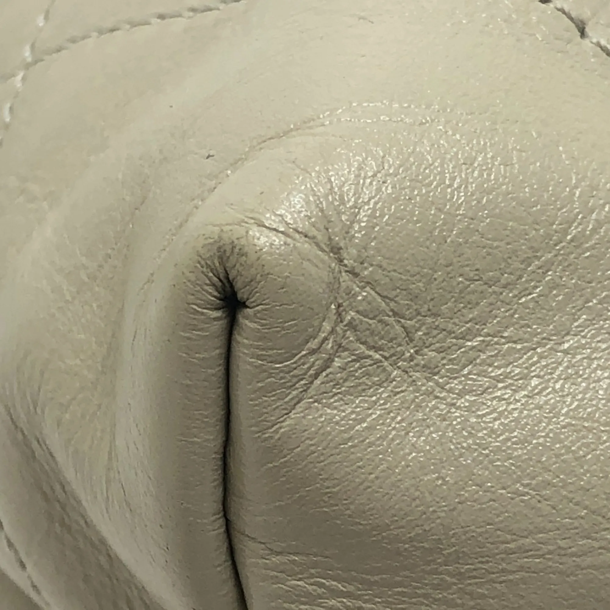 Leather Shoulder Bag (Pre-Owned) - Chanel - Modalova