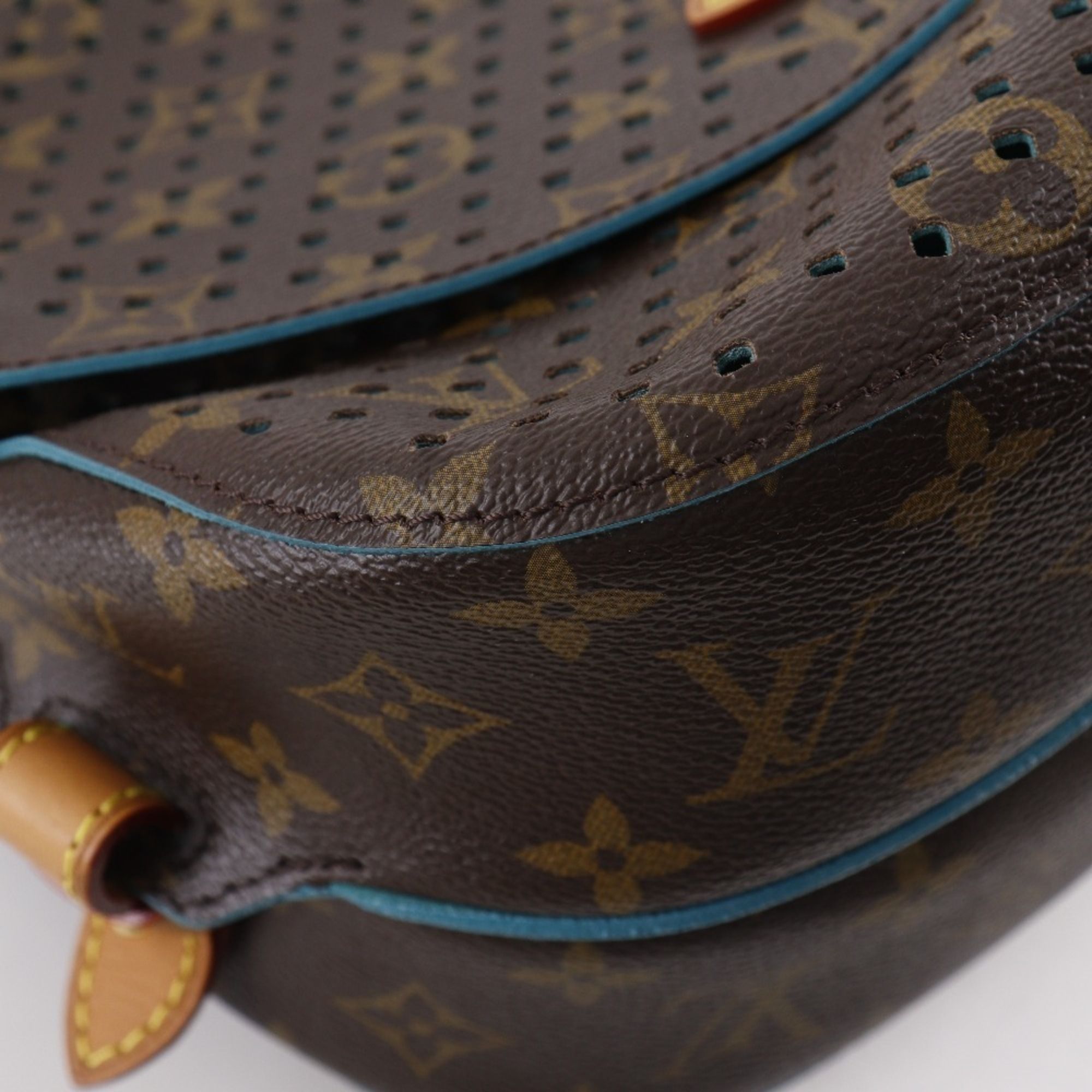 Monogram Perfo Monogram Perforated Shoulder Bag (Pre-Owned) - Louis Vuitton - Modalova