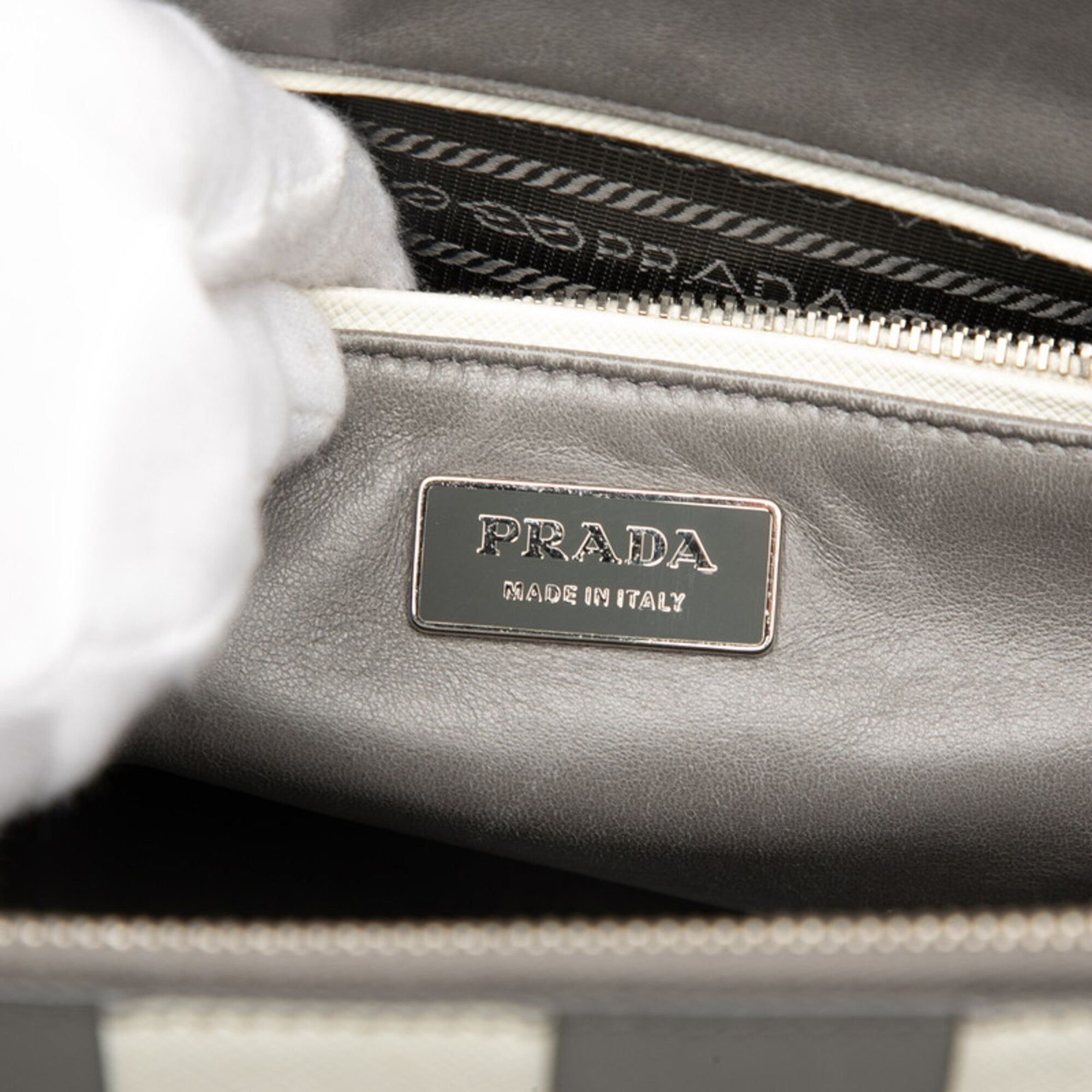 Leather Handbag (Pre-Owned) - Prada - Modalova