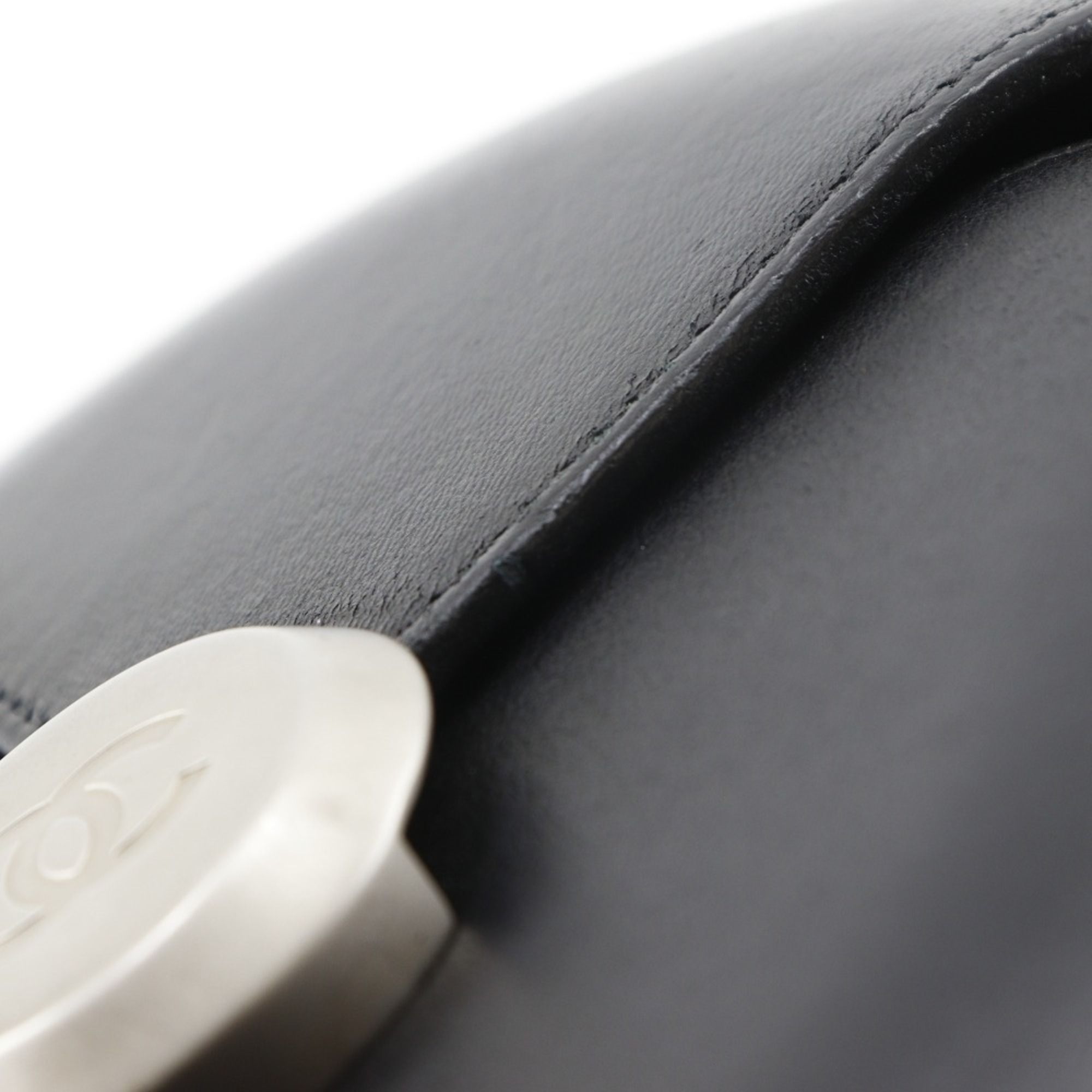 Leather Shoulder Bag (Pre-Owned) - Chanel - Modalova