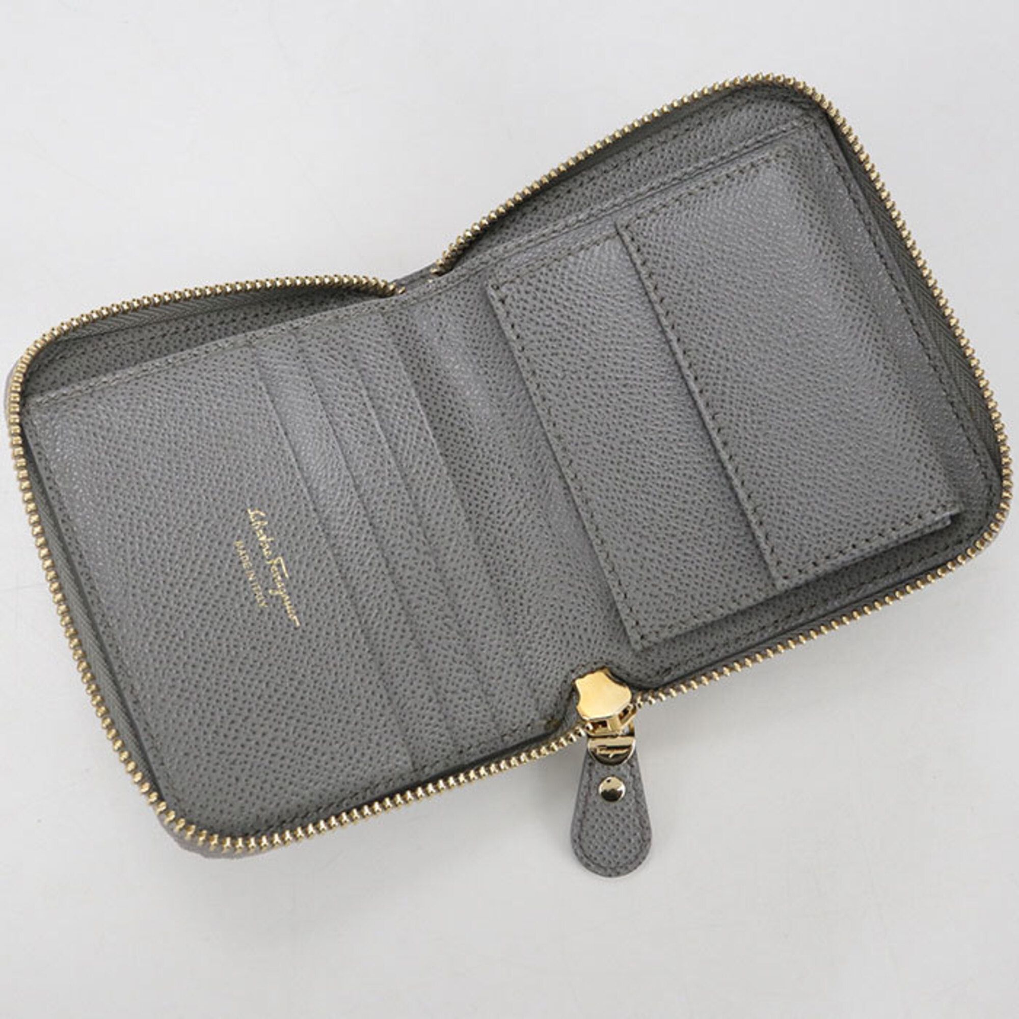 Leather Wallet (Bi-Fold) (Pre-Owned) - Salvatore Ferragamo - Modalova