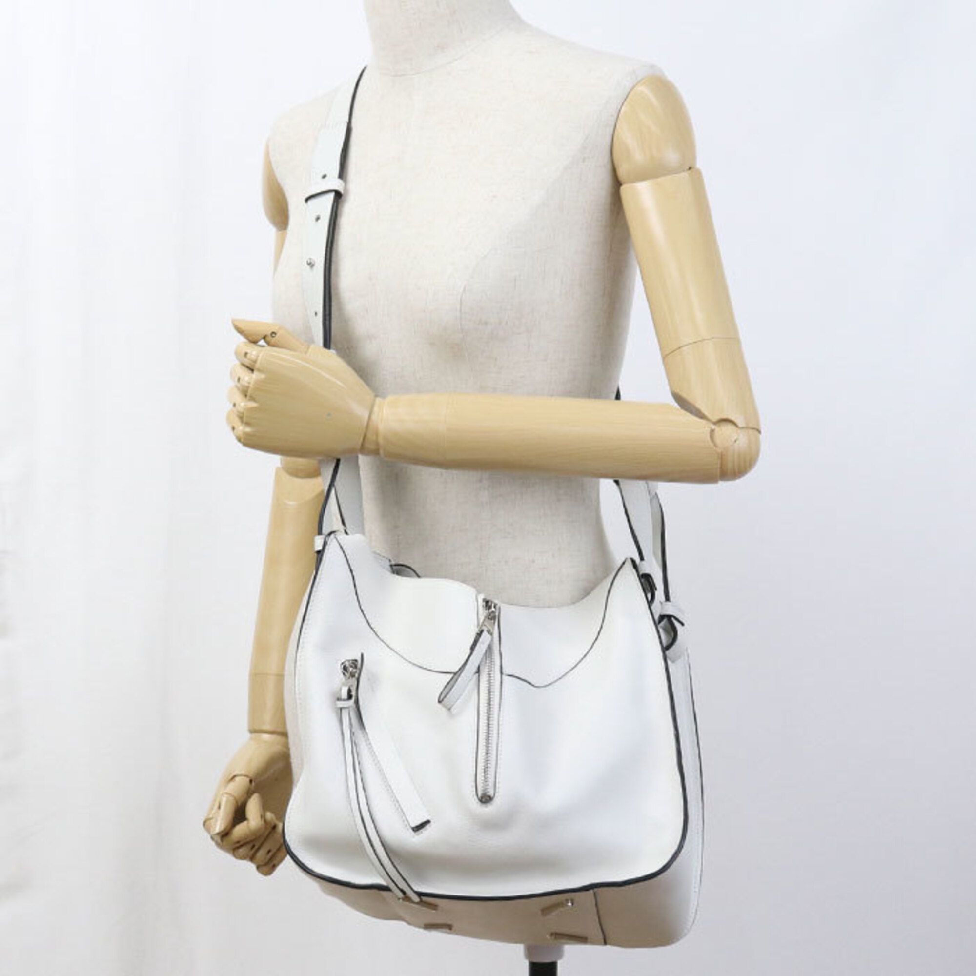 Leather Handbag (Pre-Owned) - Loewe - Modalova