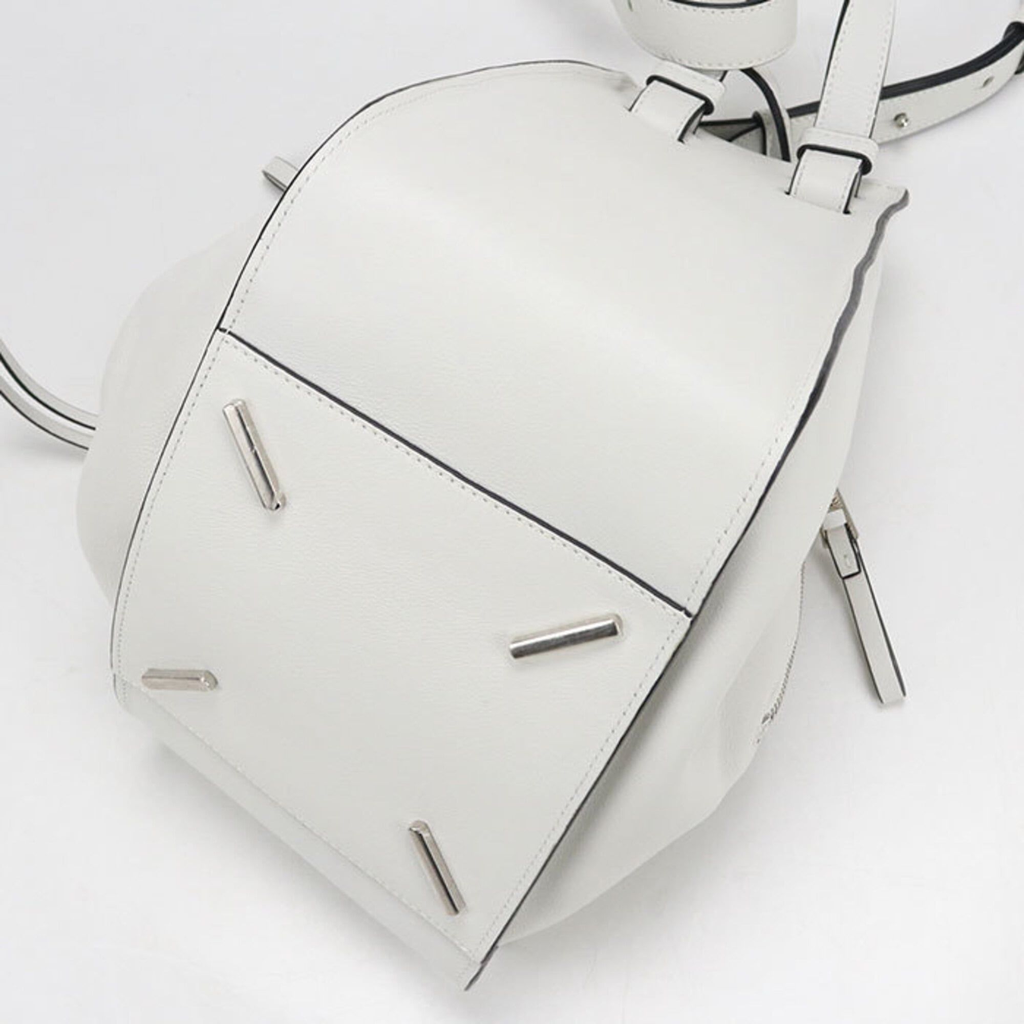 Leather Handbag (Pre-Owned) - Loewe - Modalova