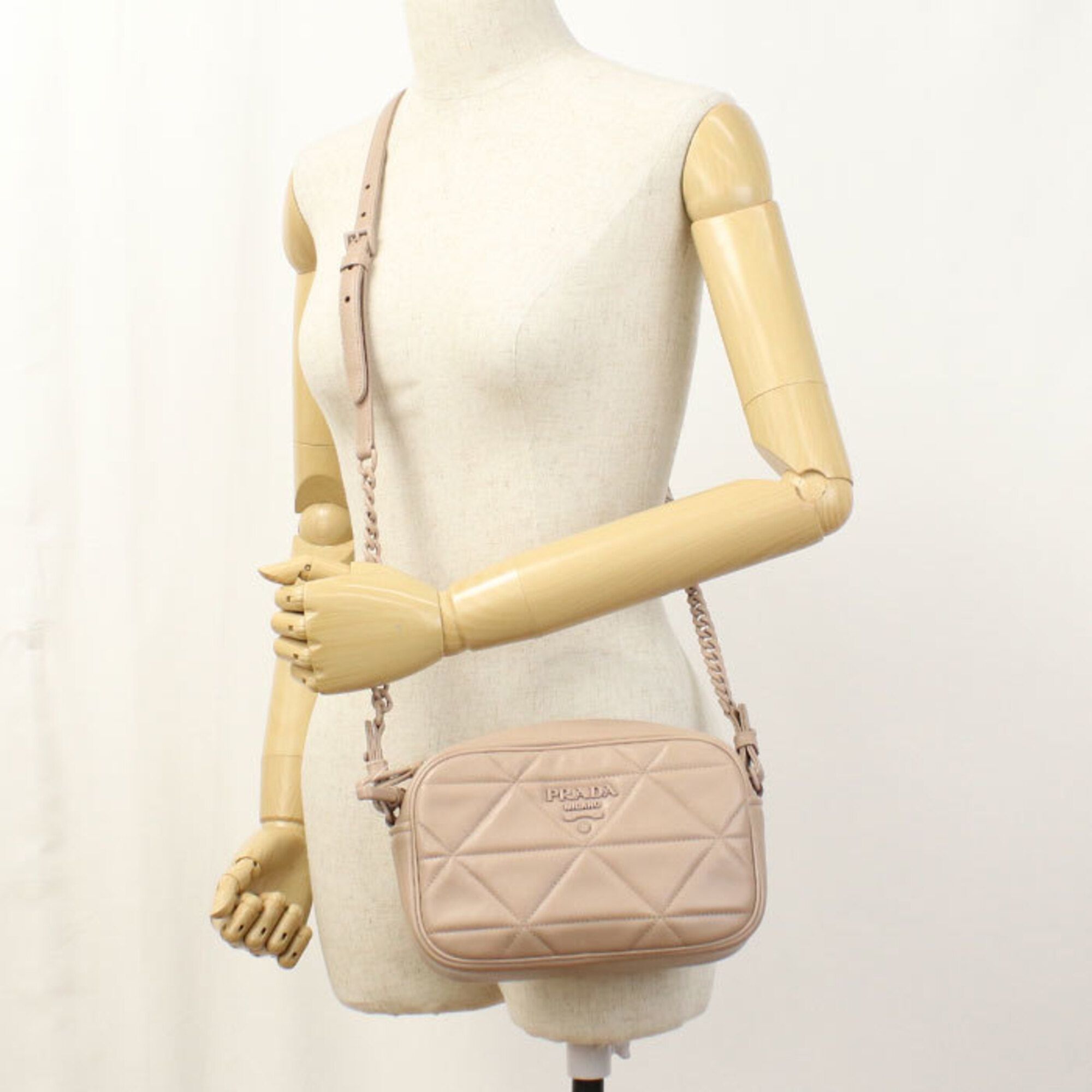 Leather Shoulder Bag (Pre-Owned) - Prada - Modalova