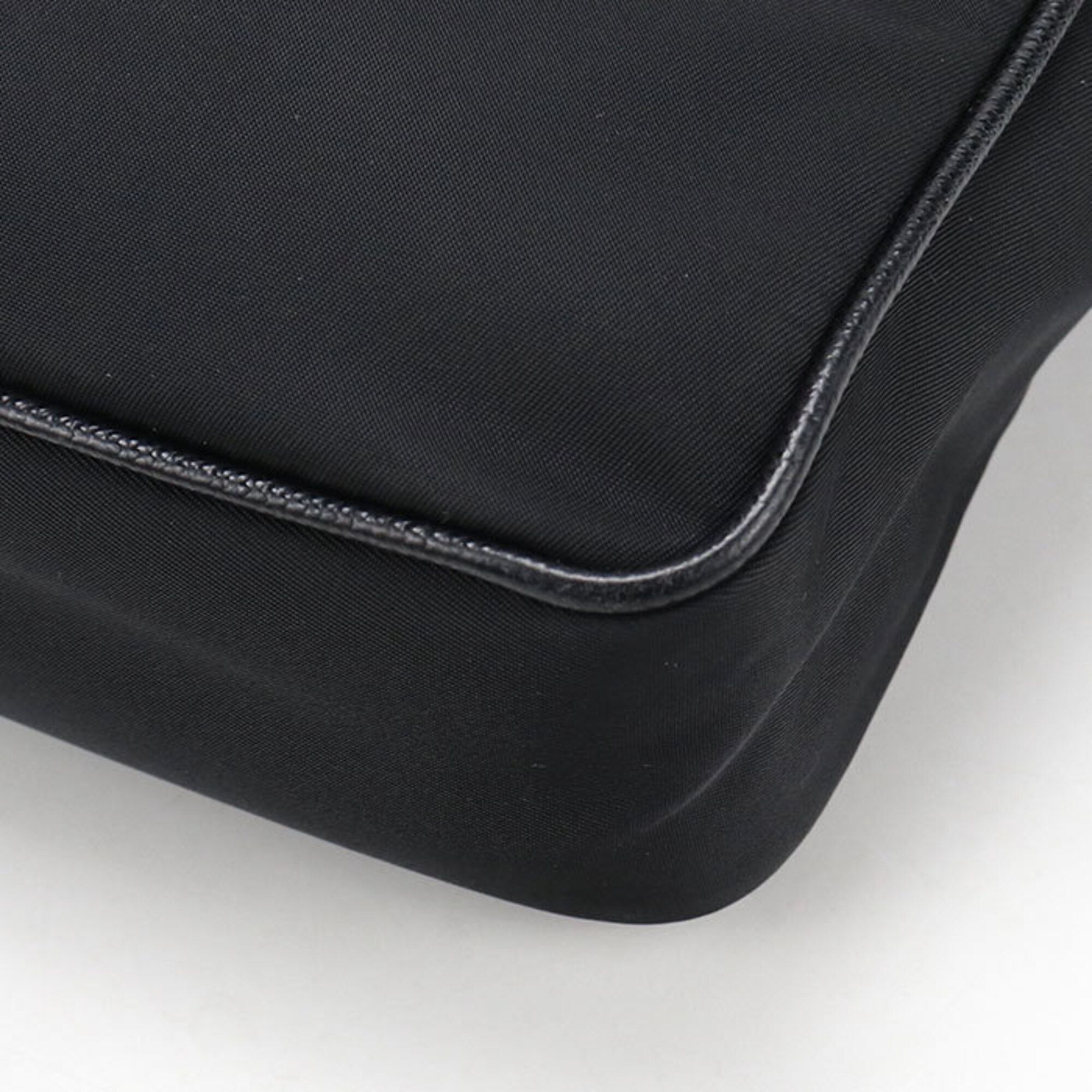 Nylon Shoulder Bag (Pre-Owned) - Prada - Modalova
