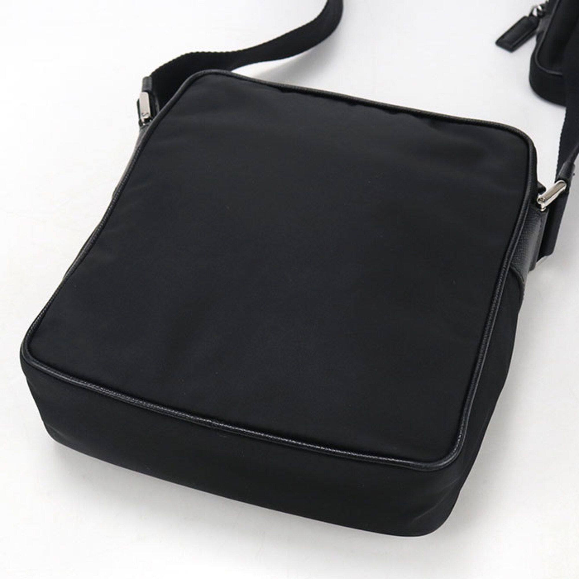 Nylon Shoulder Bag (Pre-Owned) - Prada - Modalova