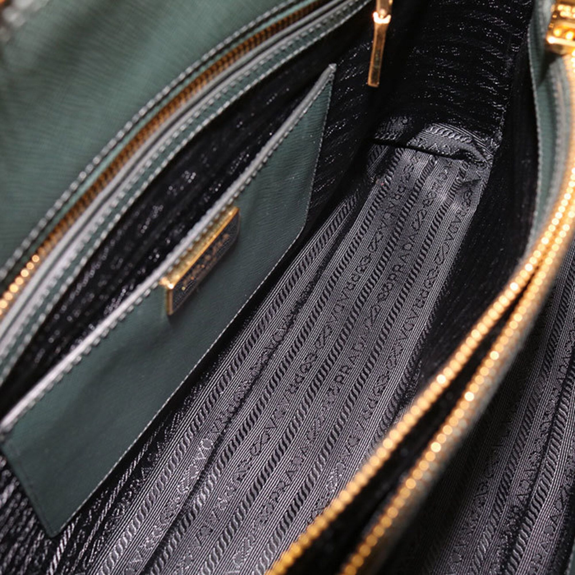 Leather Handbag (Pre-Owned) - Prada - Modalova