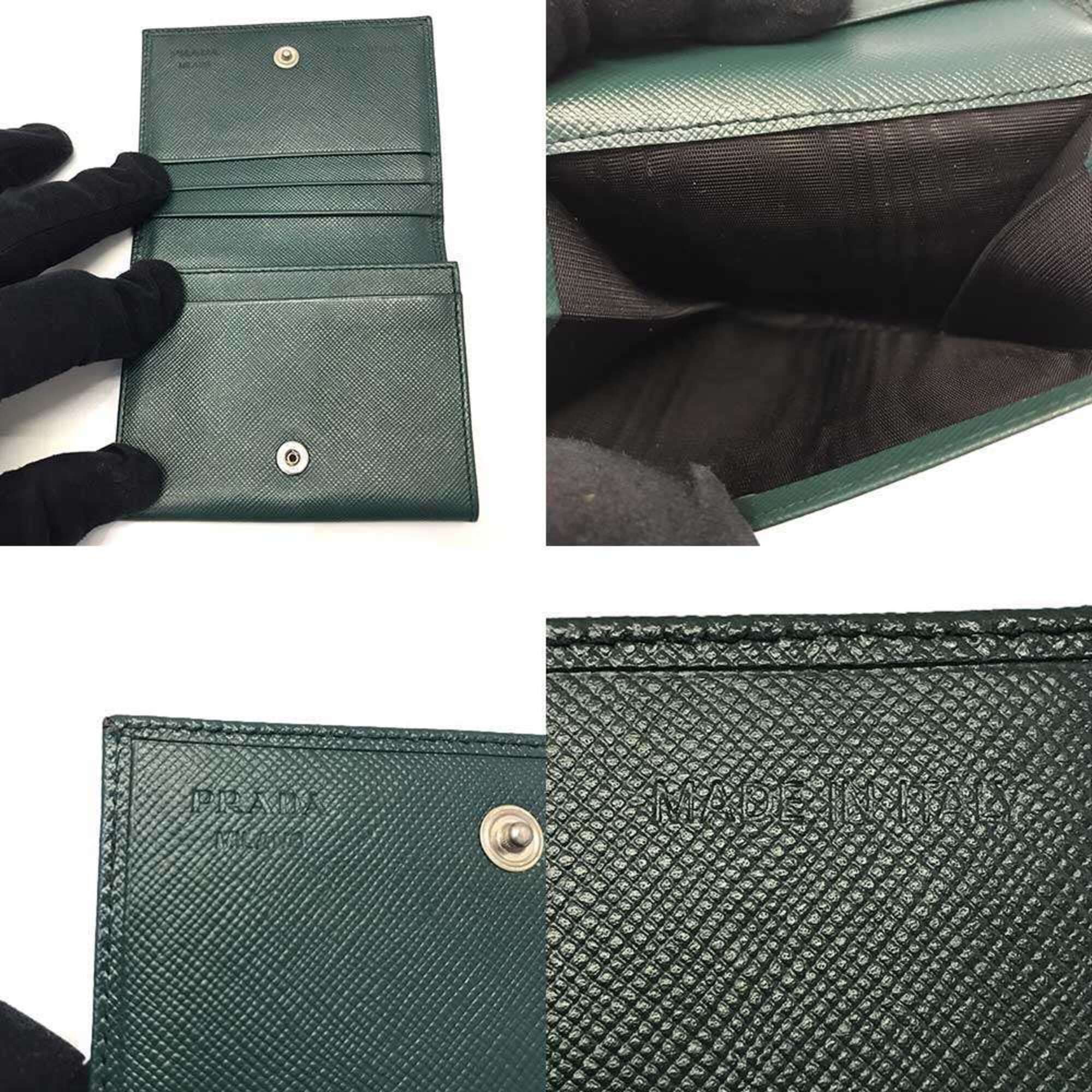 Saffiano Triangle Wallet (Bi-Fold) (Pre-Owned) - Prada - Modalova
