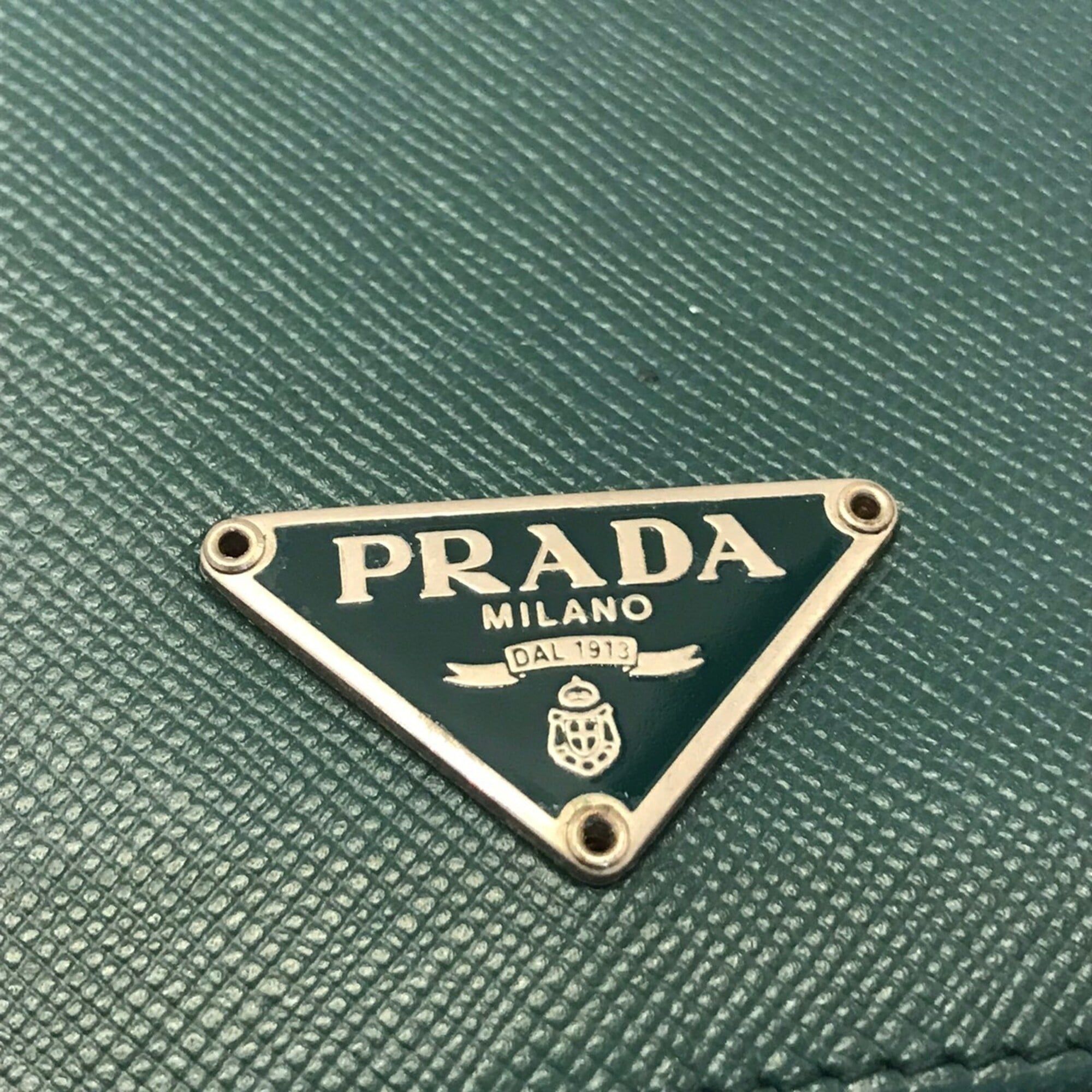 Saffiano Triangle Wallet (Bi-Fold) (Pre-Owned) - Prada - Modalova