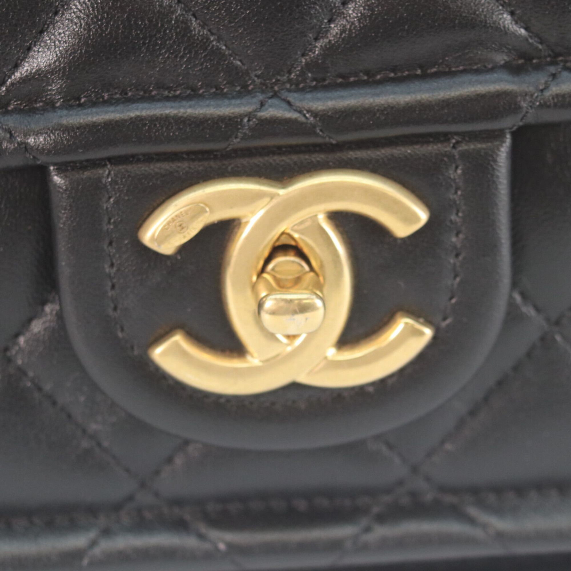 Leather Shoulder Bag (Pre-Owned) - Chanel - Modalova