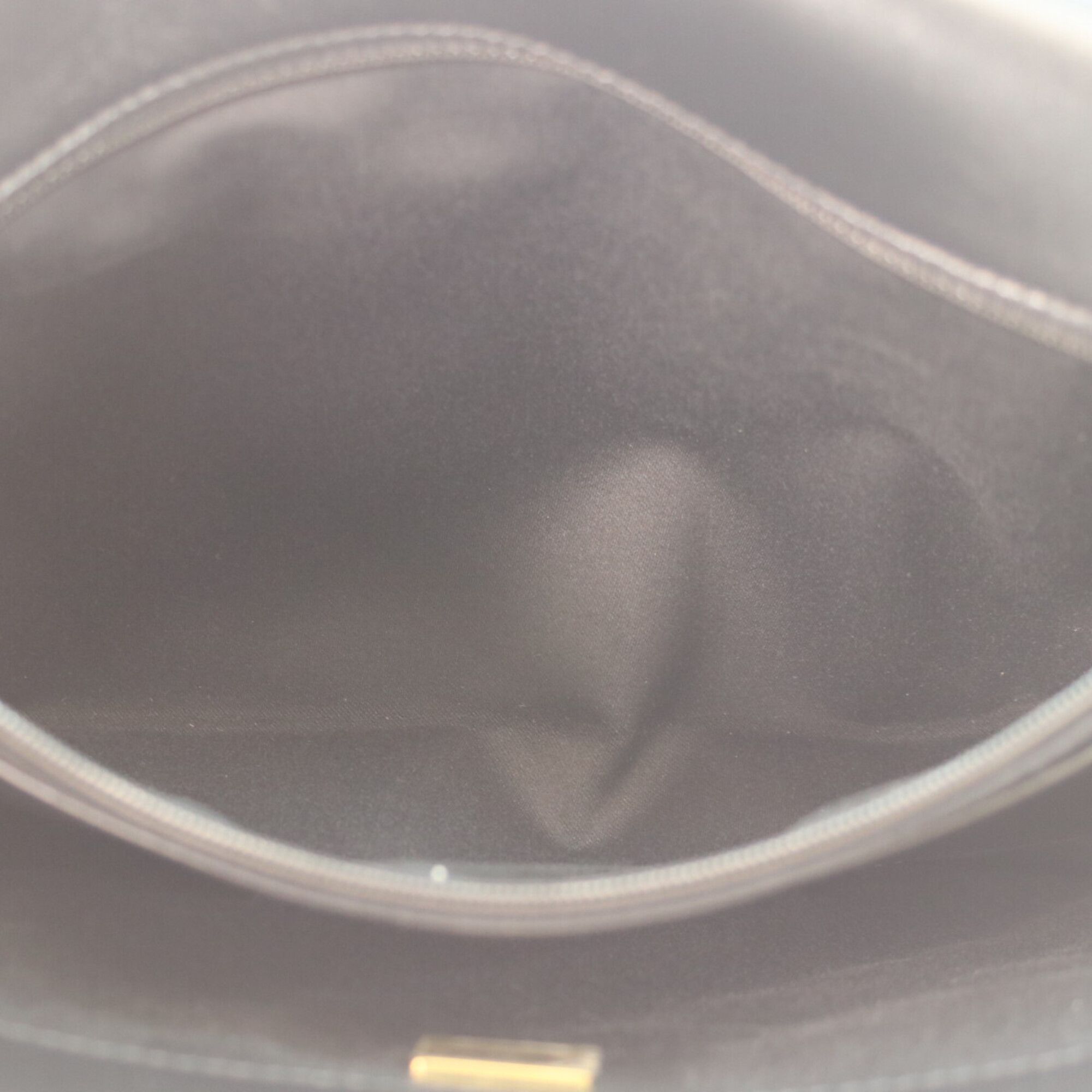 Leather Shoulder Bag (Pre-Owned) - Chanel - Modalova