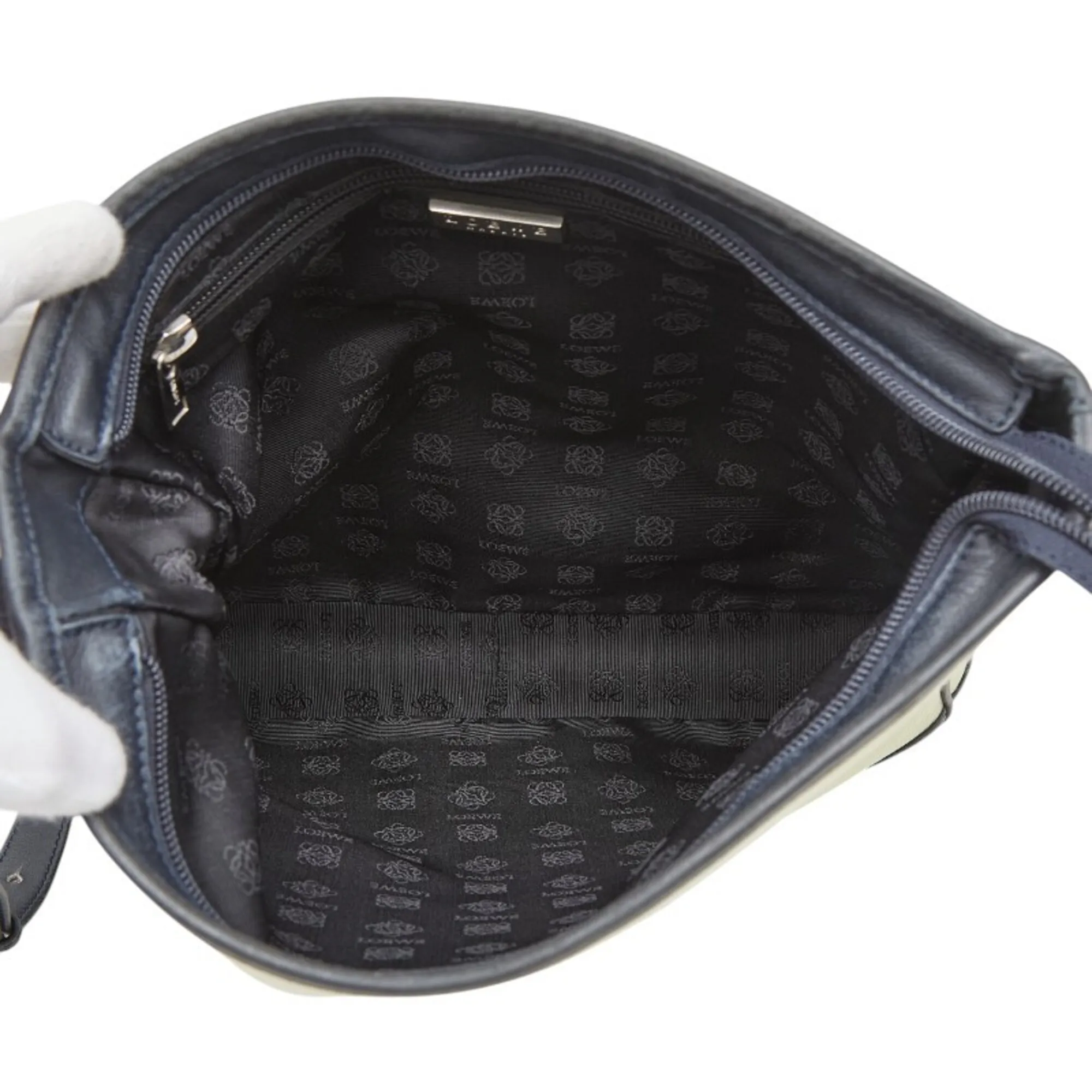 Canvas Leather Shoulder Bag (Pre-Owned) - Loewe - Modalova