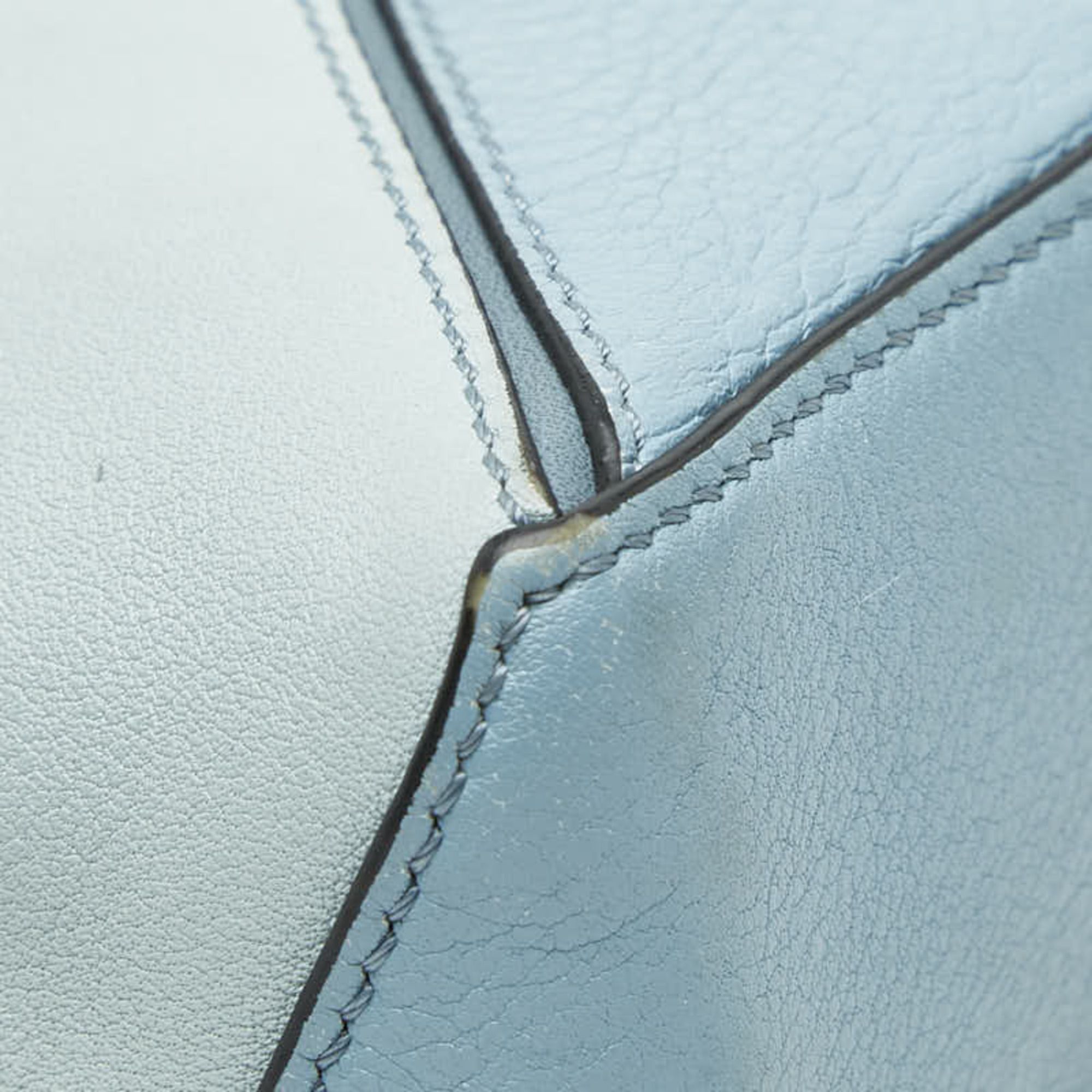 Leather Shoulder Bag (Pre-Owned) - Loewe - Modalova