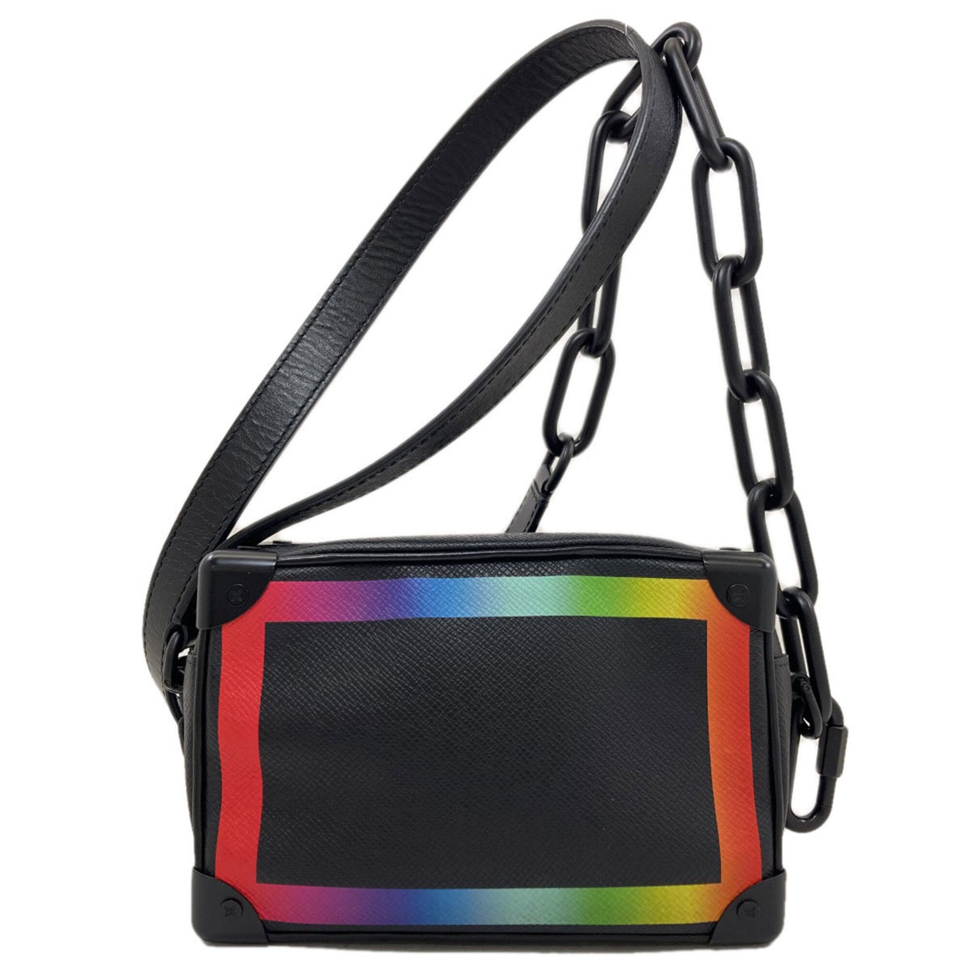 Taiga Leather Shoulder Bag (Pre-Owned) - Louis Vuitton - Modalova