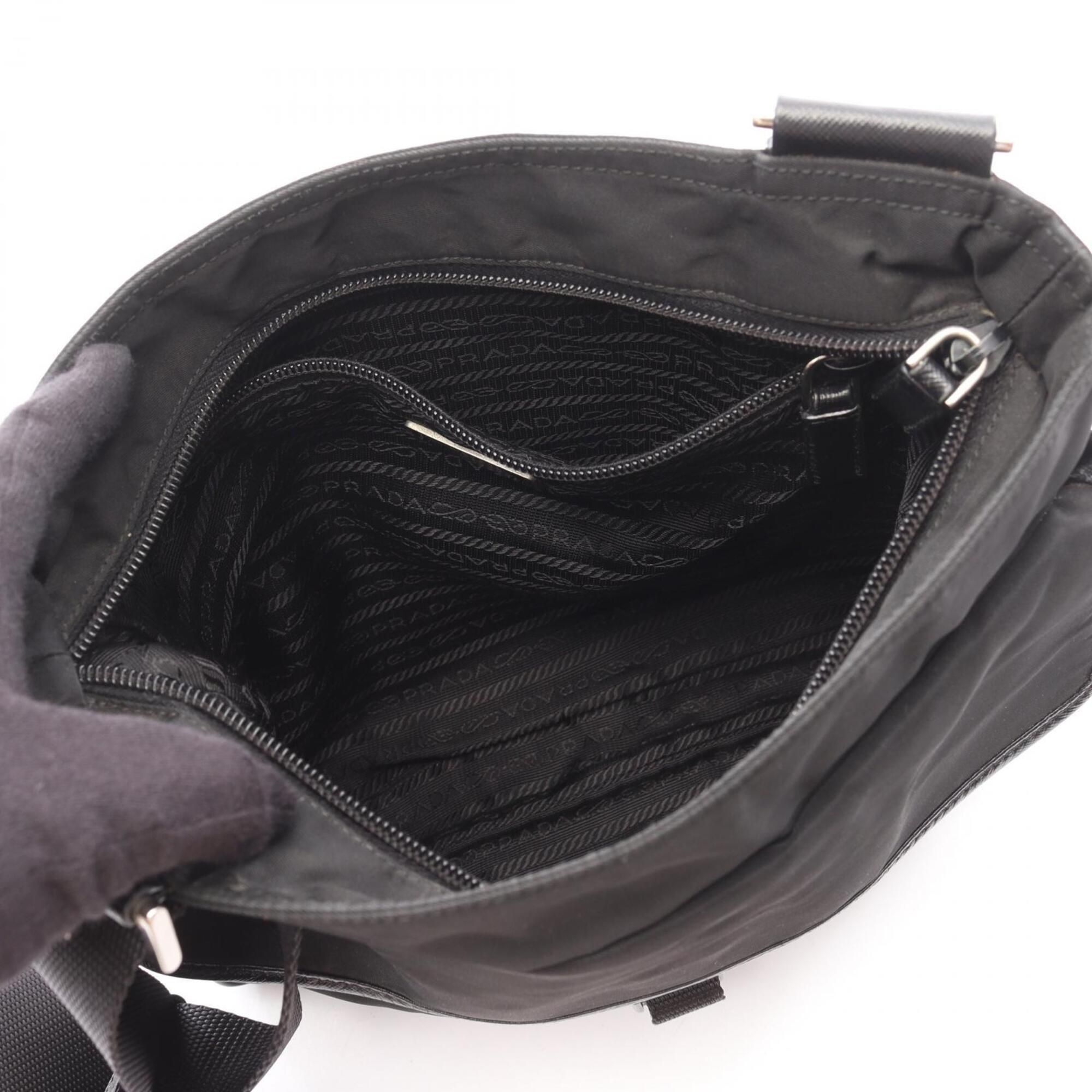 Nylon Saffiano Triangle Handbag Shoulder Bag (Pre-Owned) - Prada - Modalova