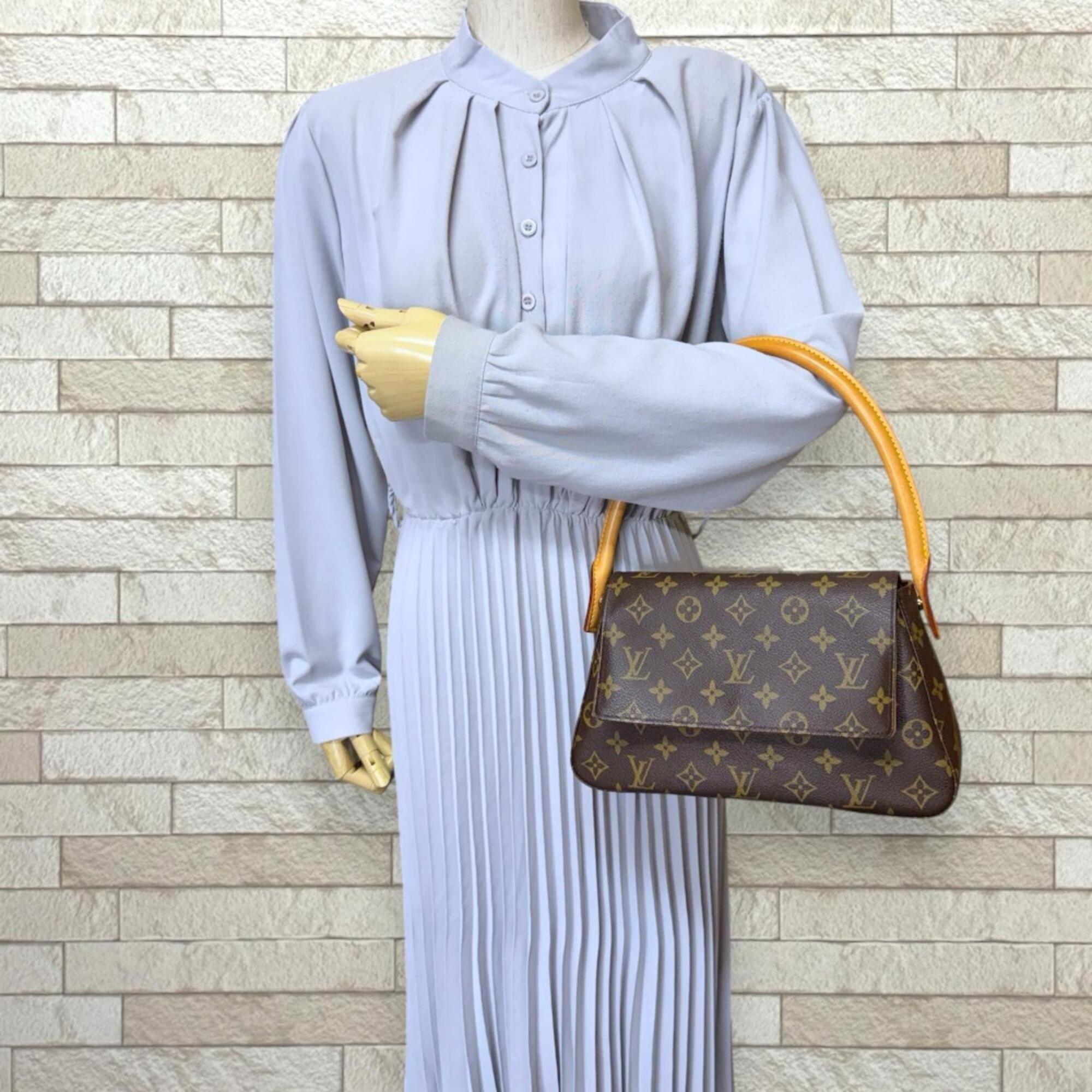Monogram Canvas Handbag (Pre-Owned) - Louis Vuitton - Modalova