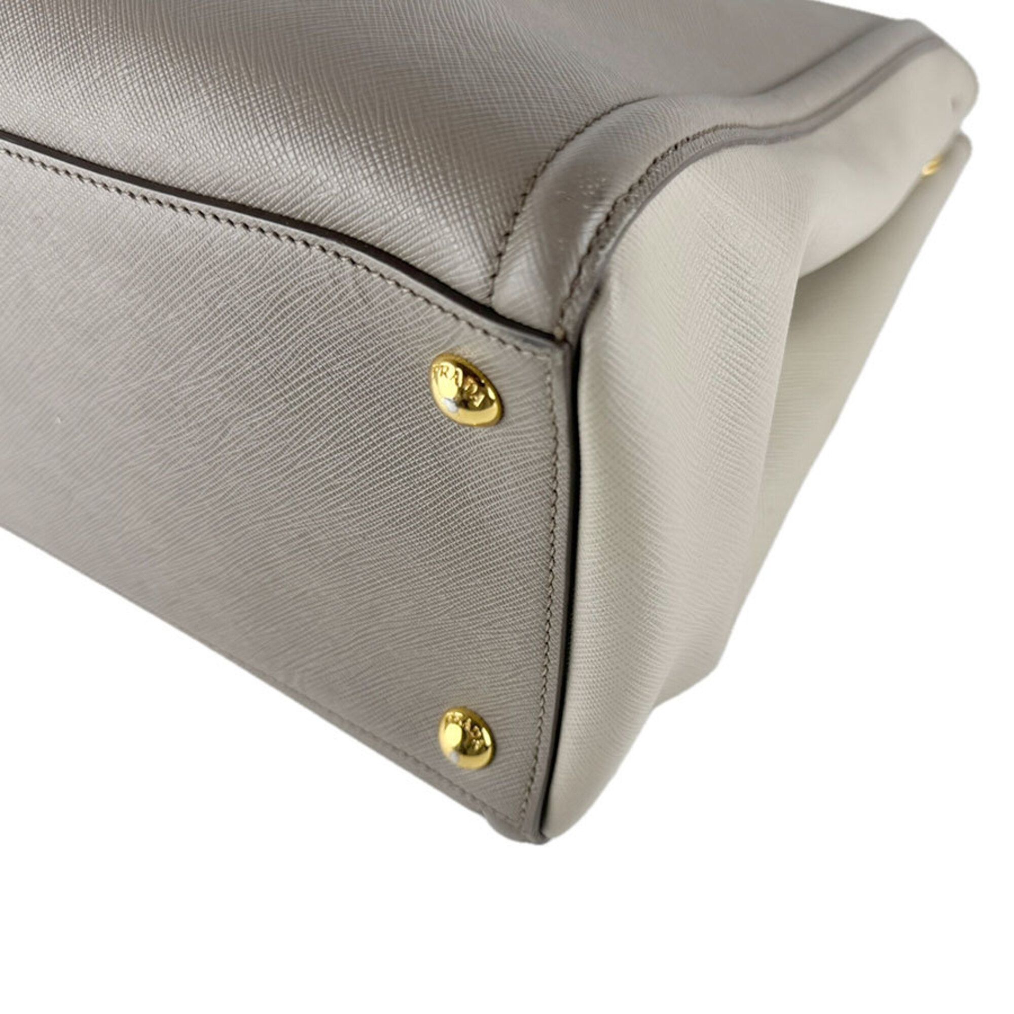Leather Handbag Shoulder Bag (Pre-Owned) - Prada - Modalova